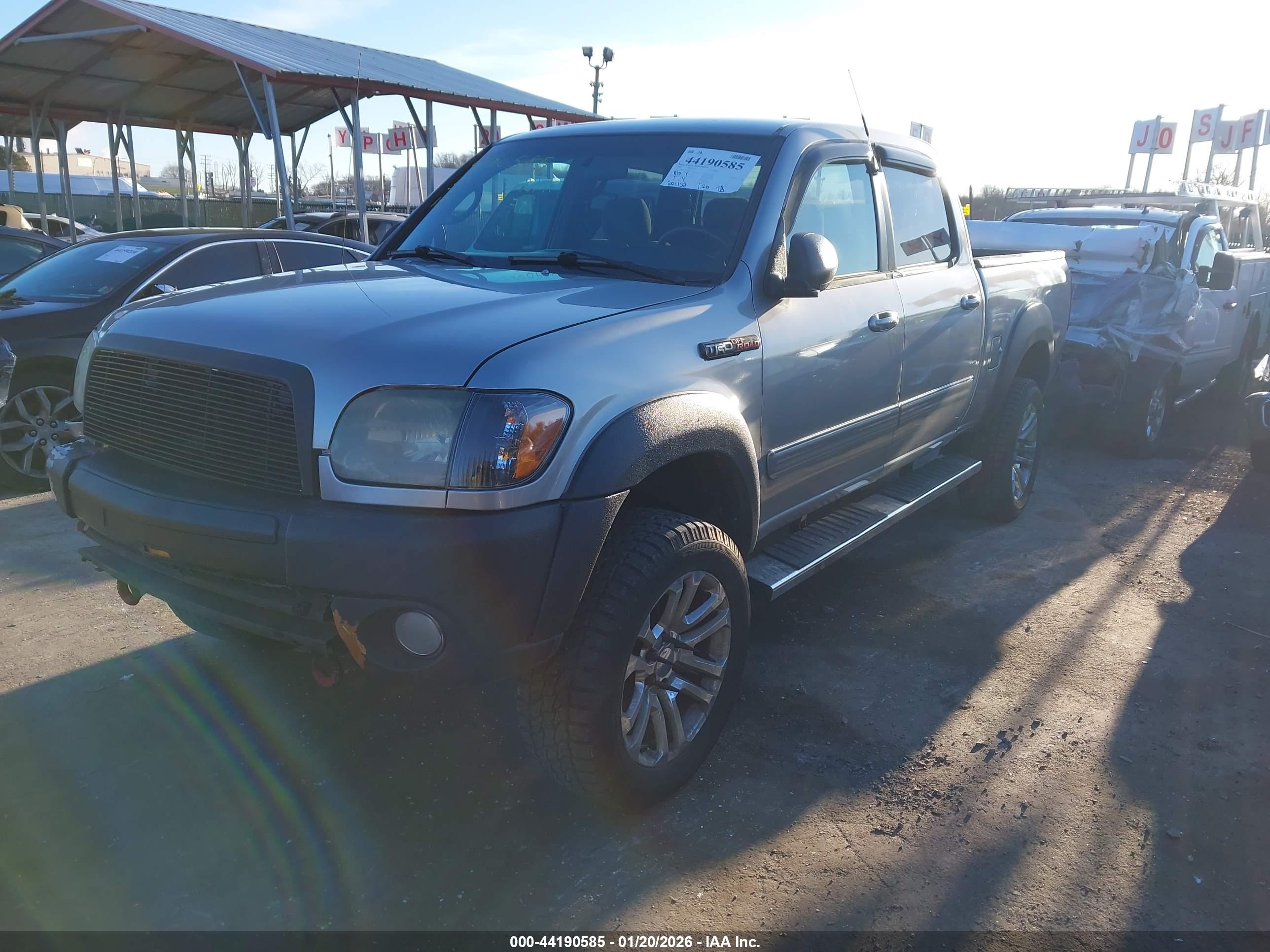 TOYOTA TUNDRA image 2