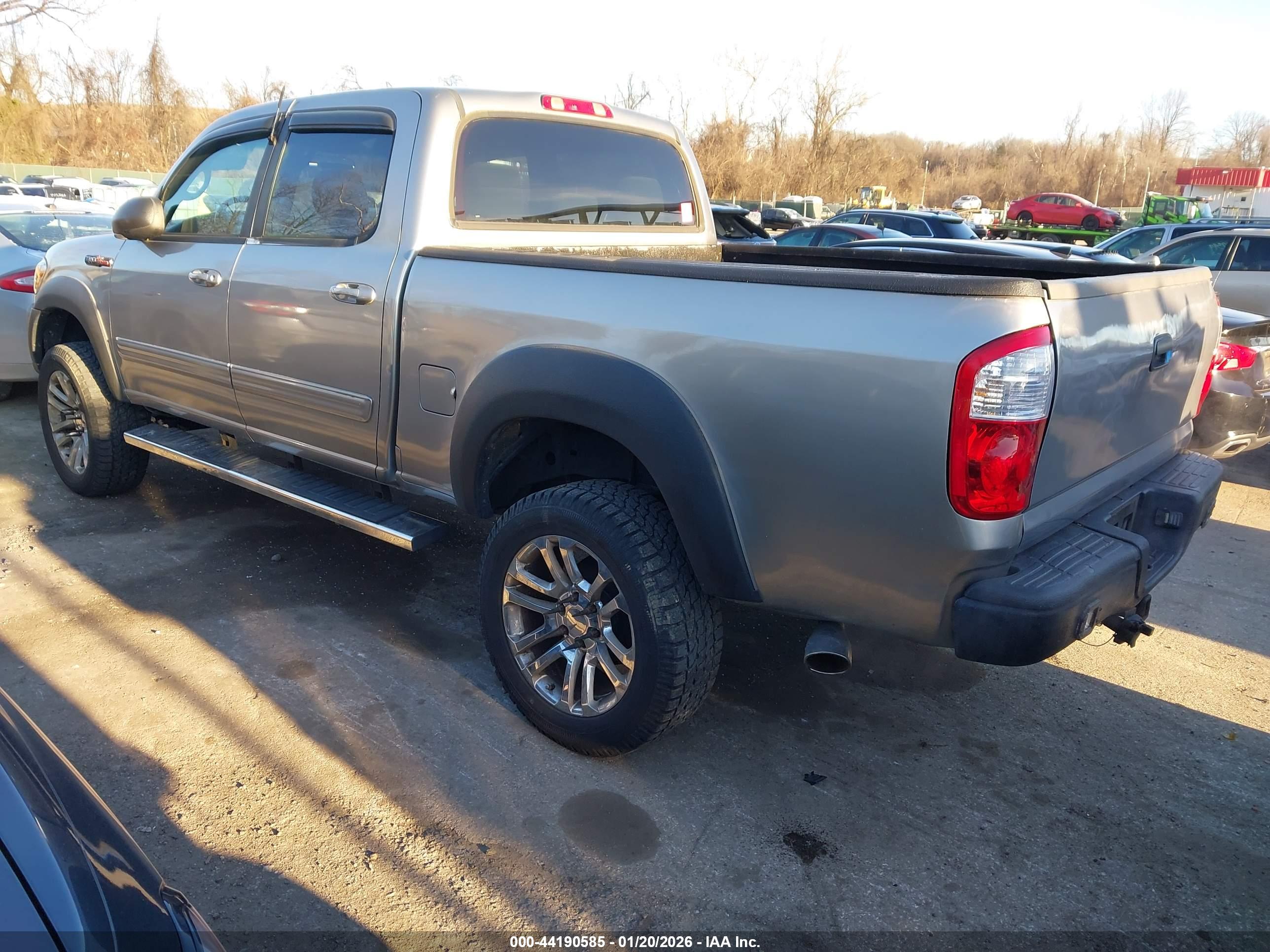 TOYOTA TUNDRA image 3