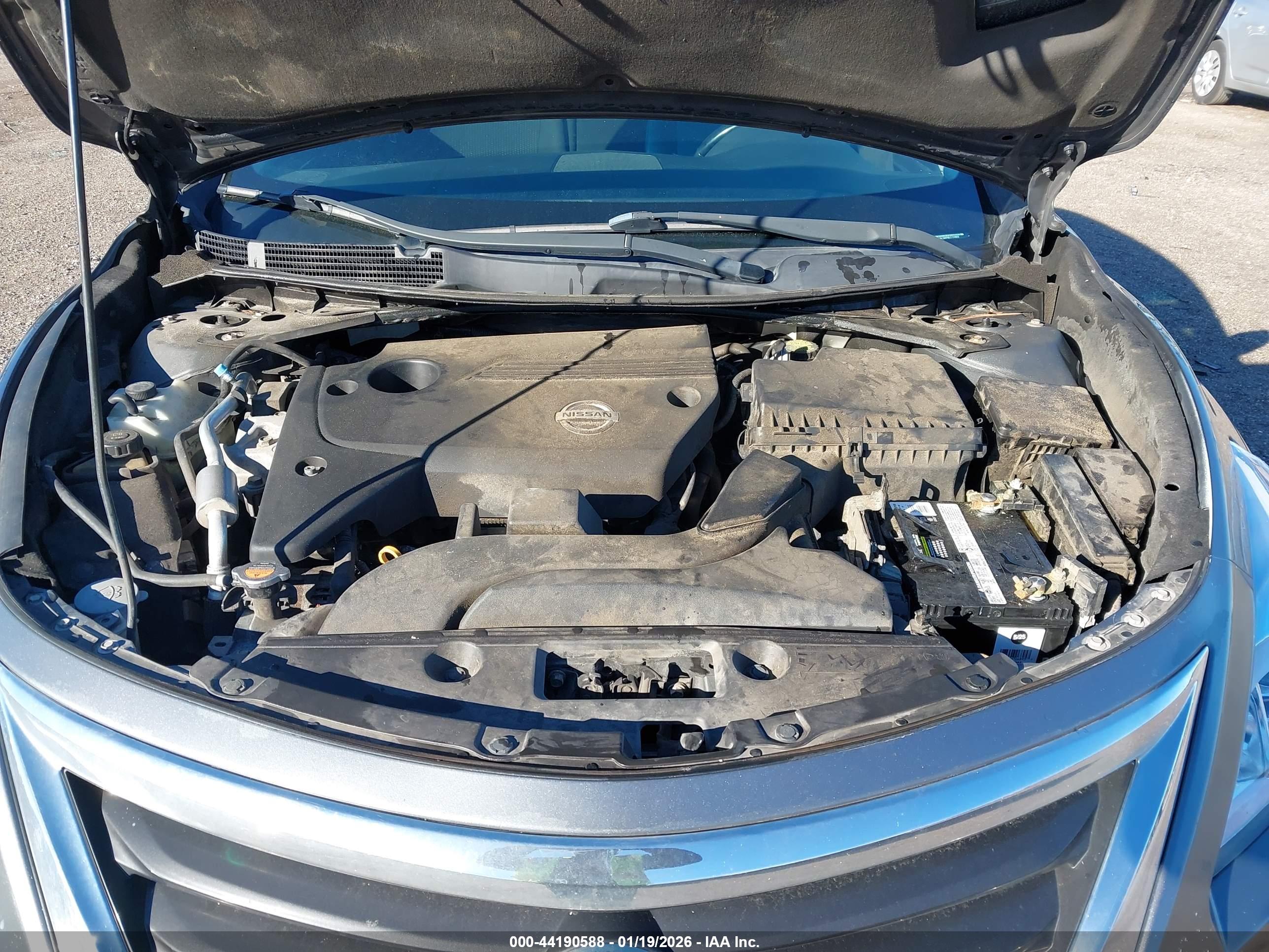 NISSAN ALTIMA image 10