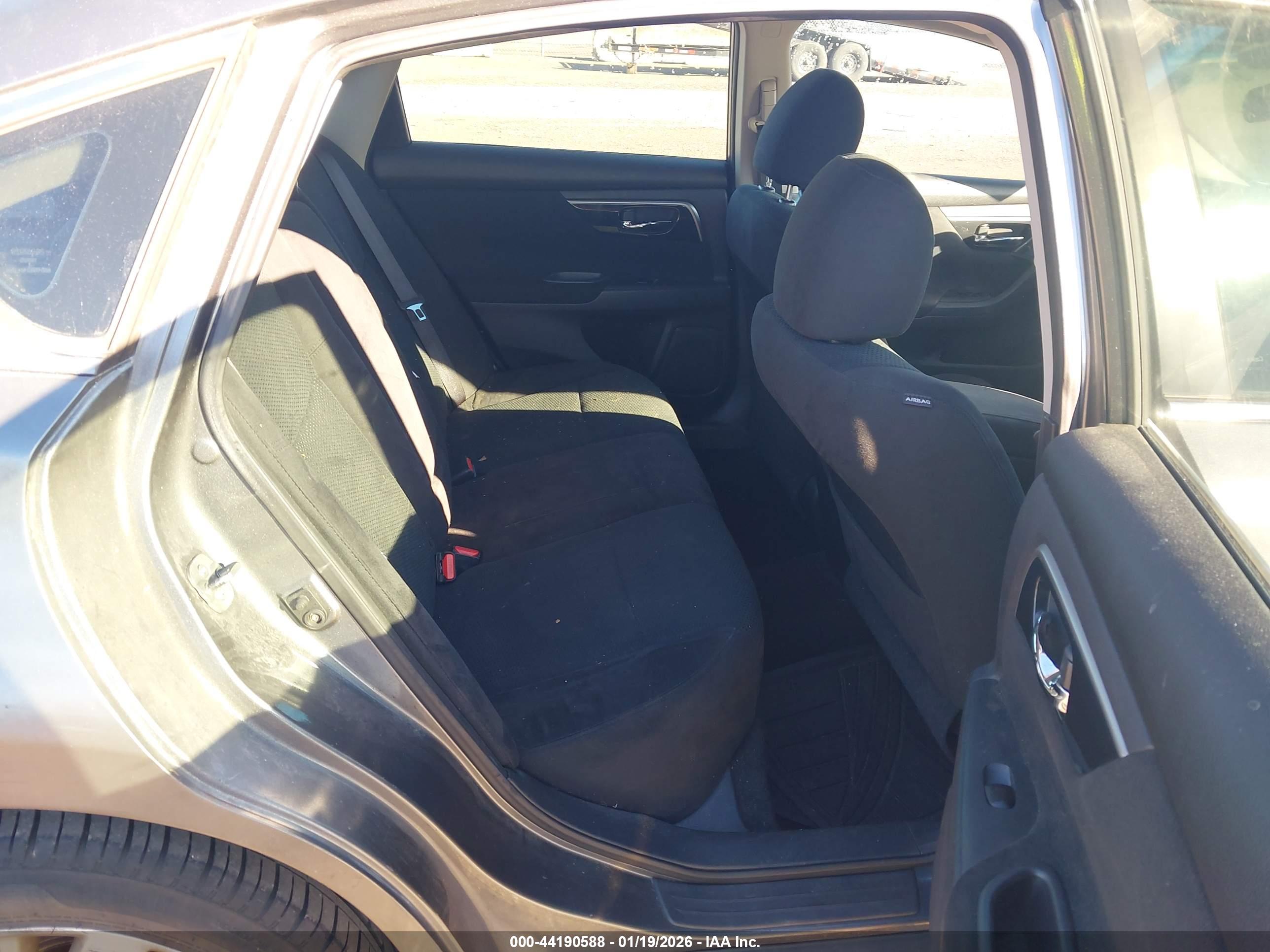 NISSAN ALTIMA image 8