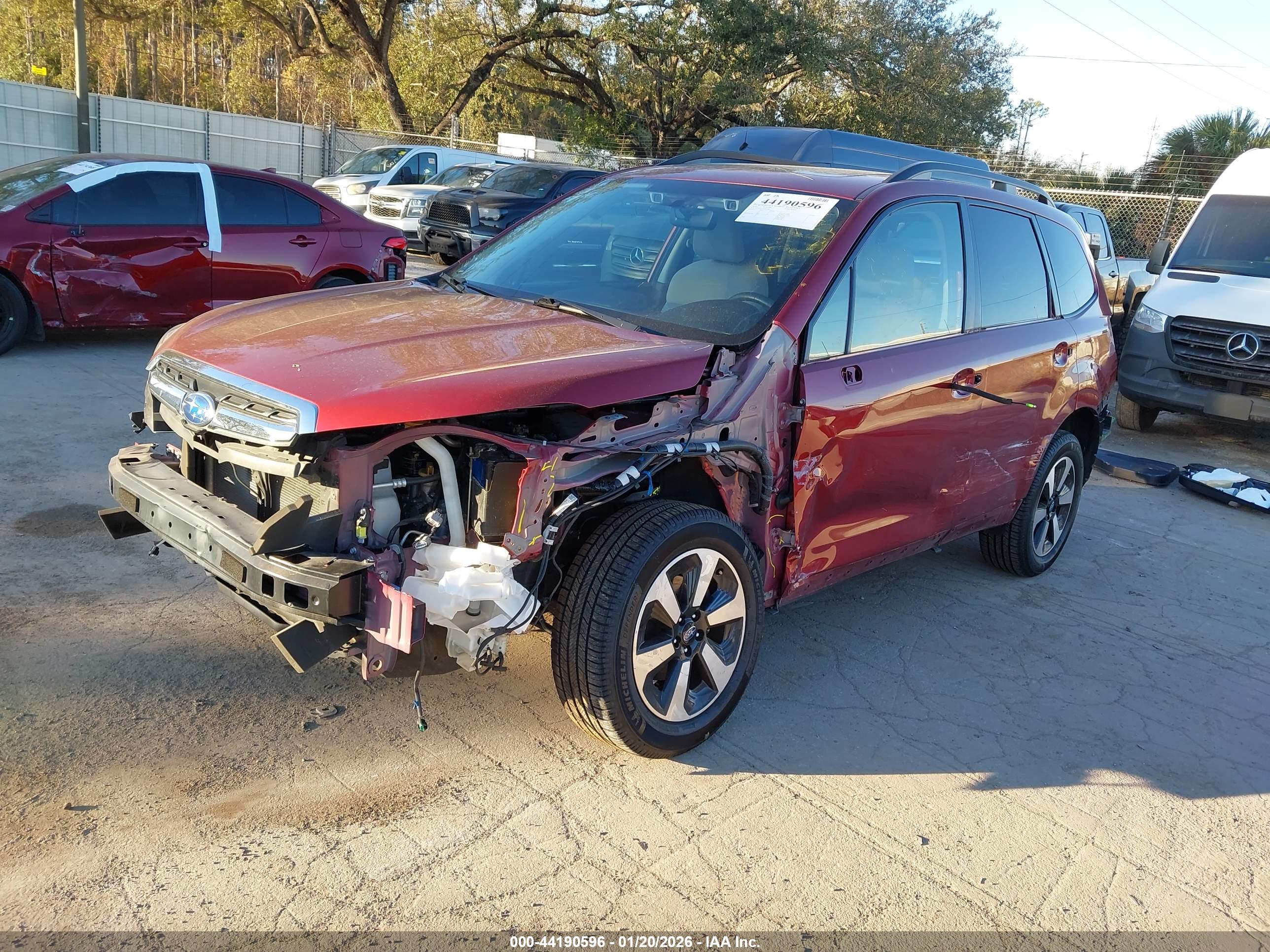 SUBARU FORESTER image 2