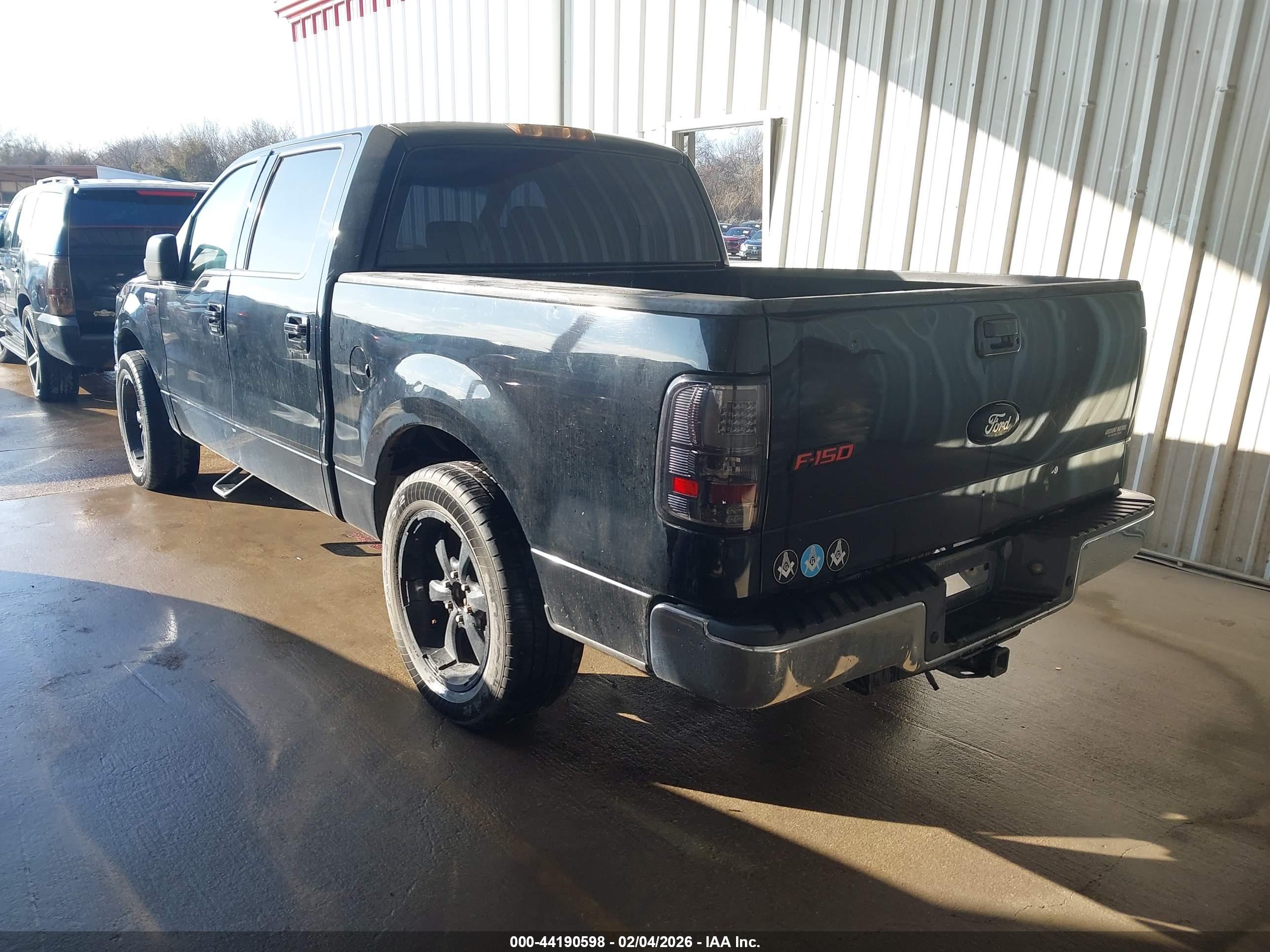 FORD F-150 image 3