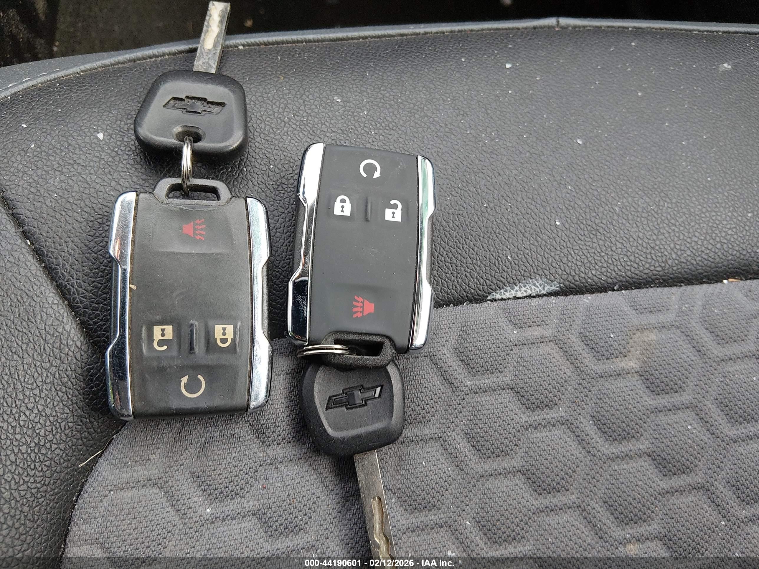 CHEVROLET COLORADO image 11