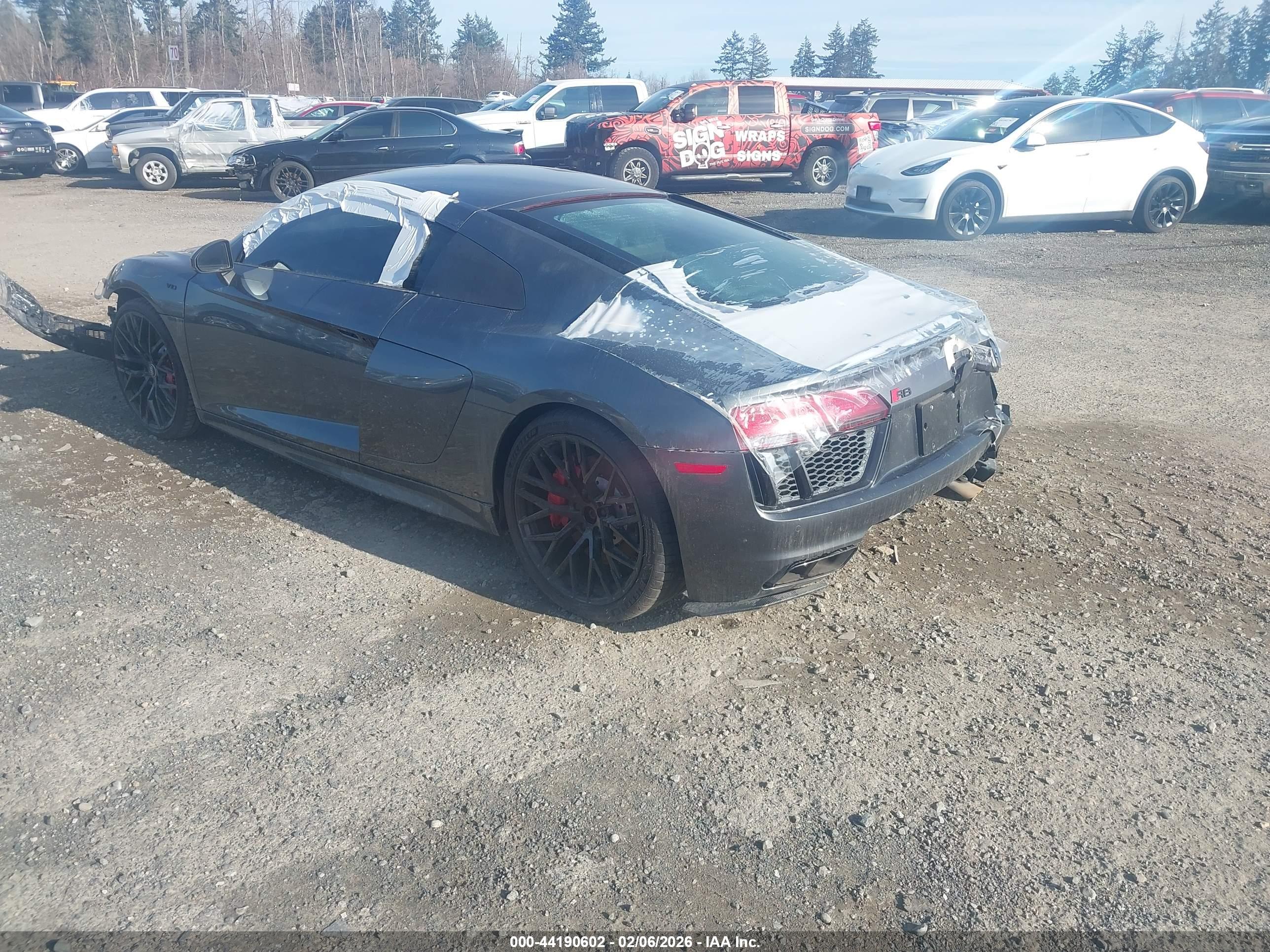 AUDI R8 image 3