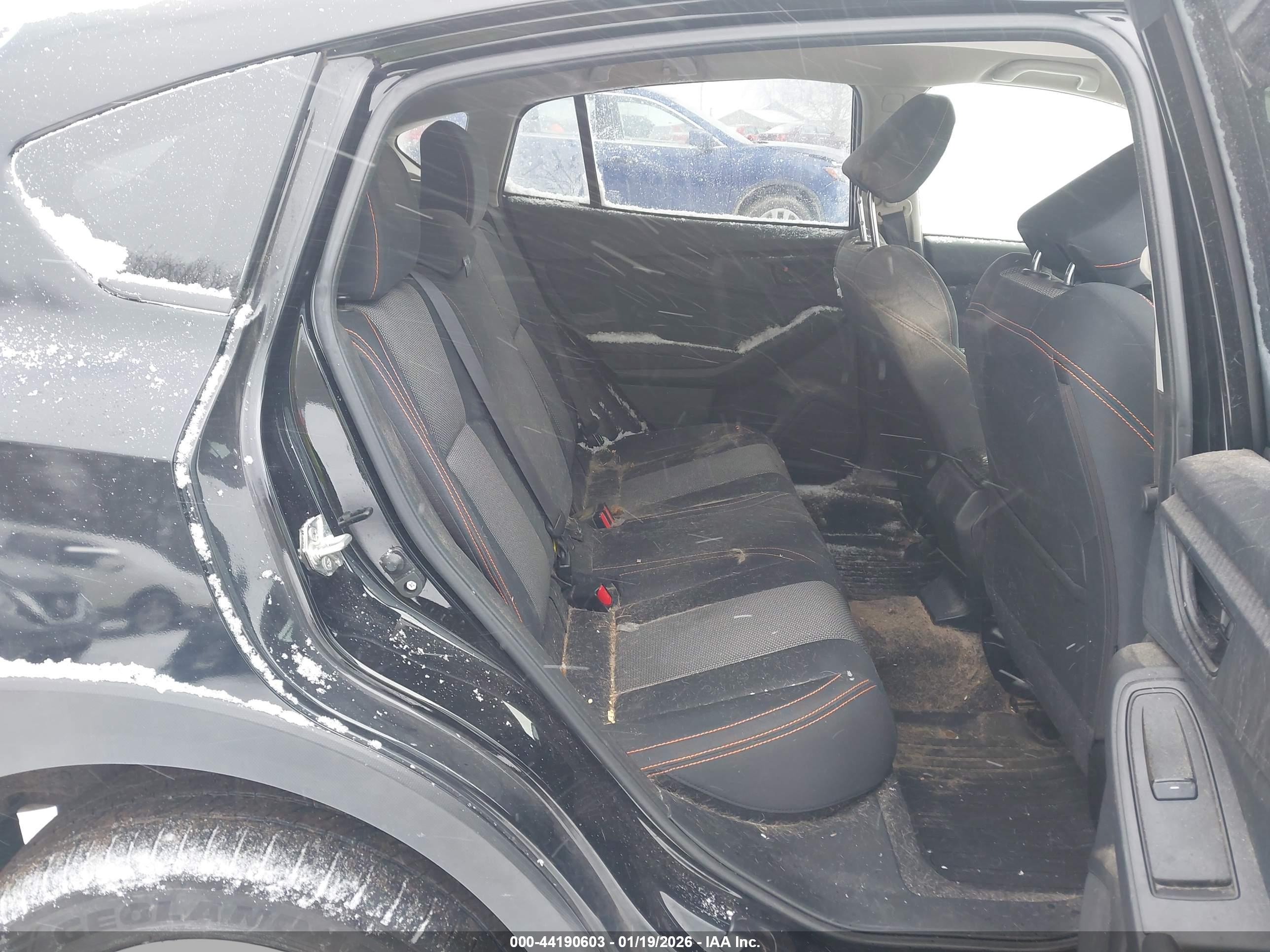 SUBARU CROSSTREK image 8
