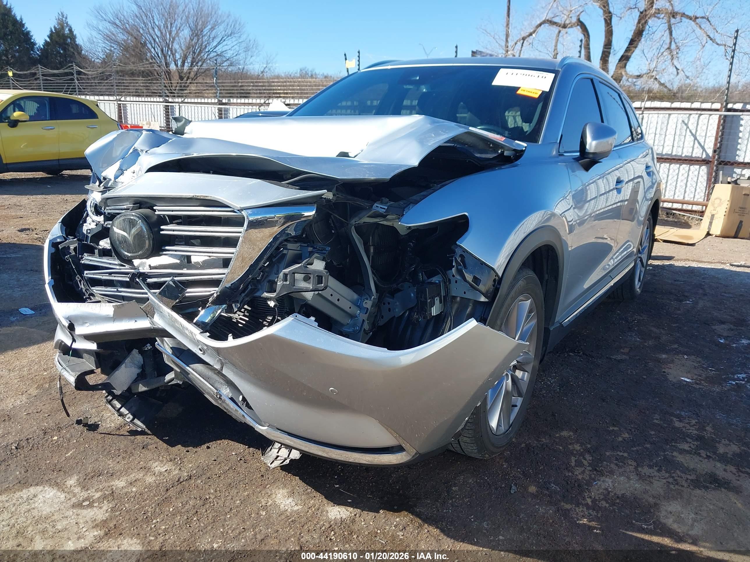 MAZDA CX-9 image 2