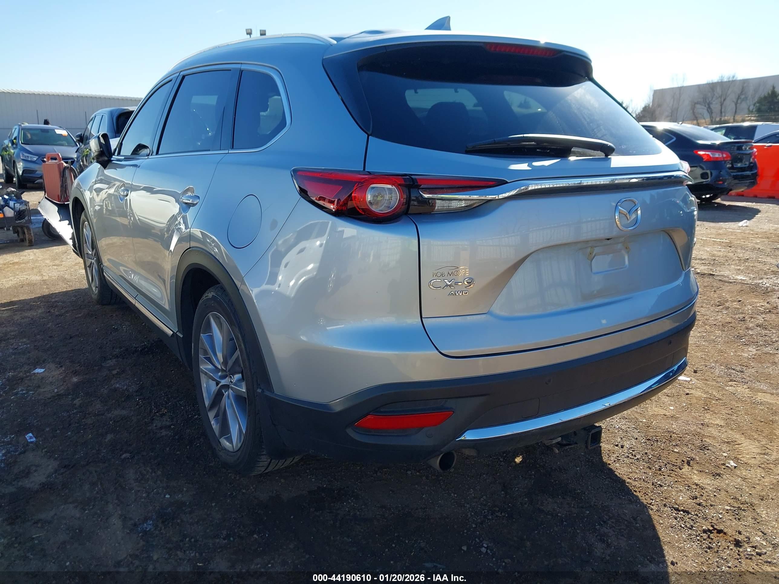 MAZDA CX-9 image 3