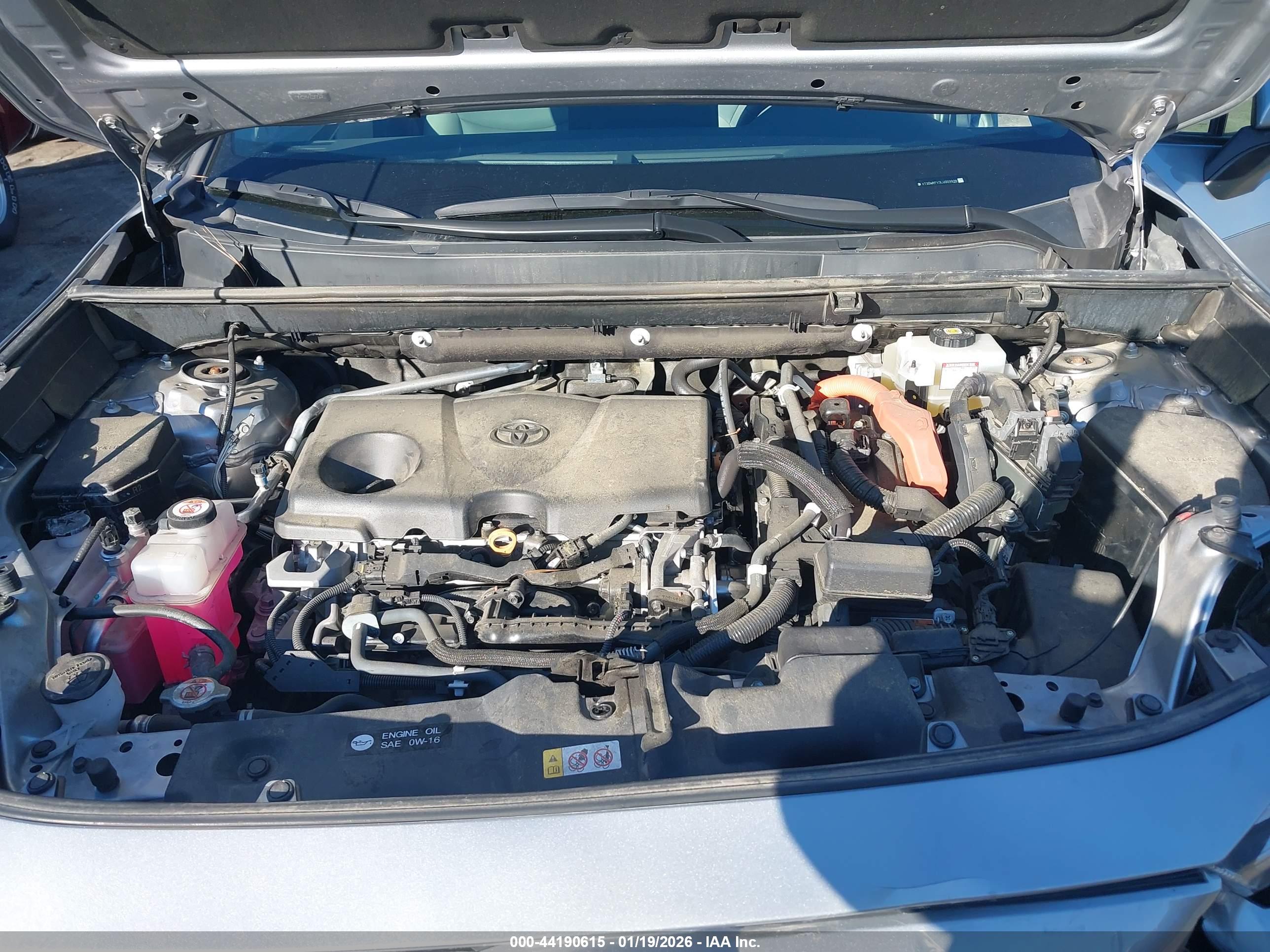 TOYOTA RAV4 image 10