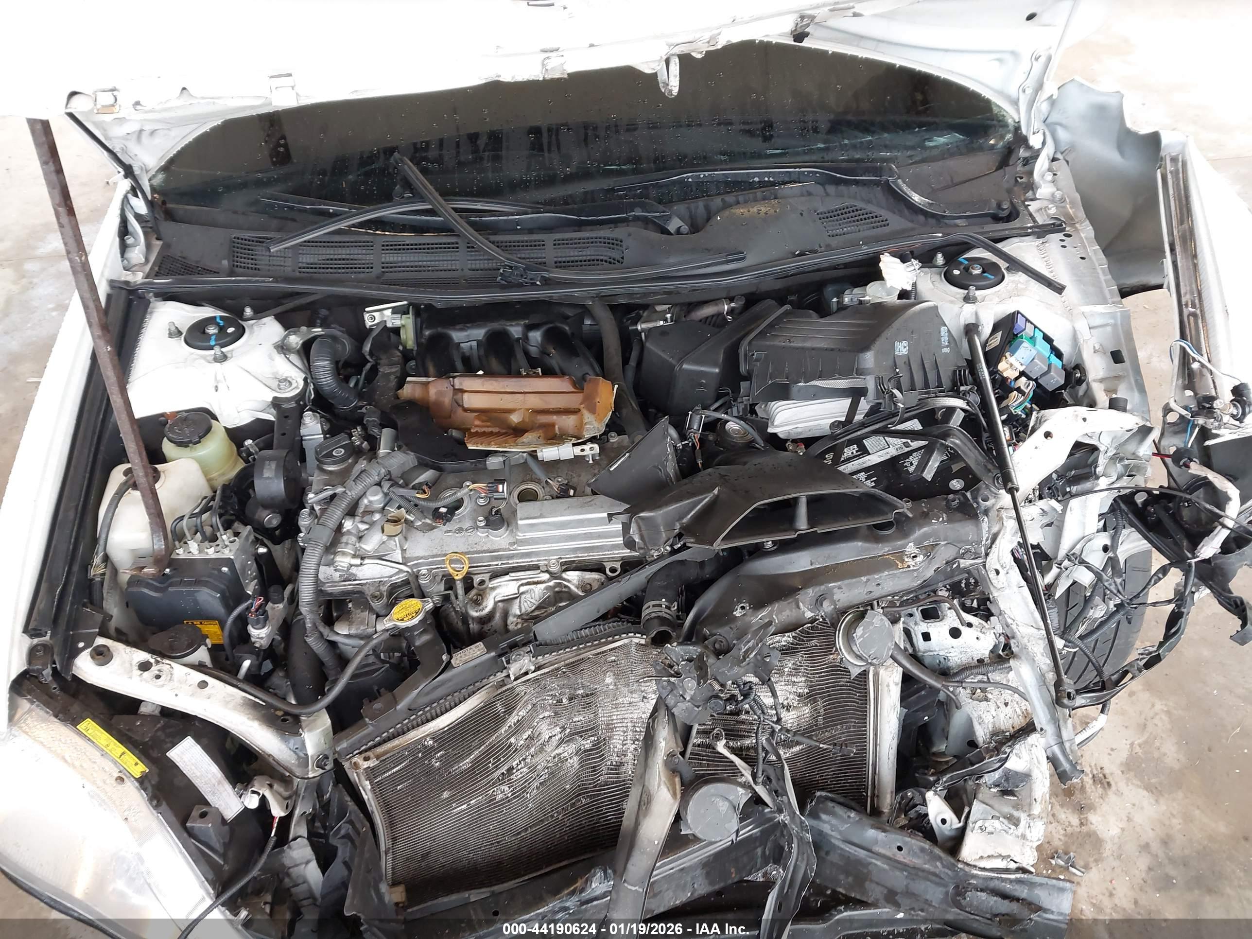 TOYOTA AVALON image 10