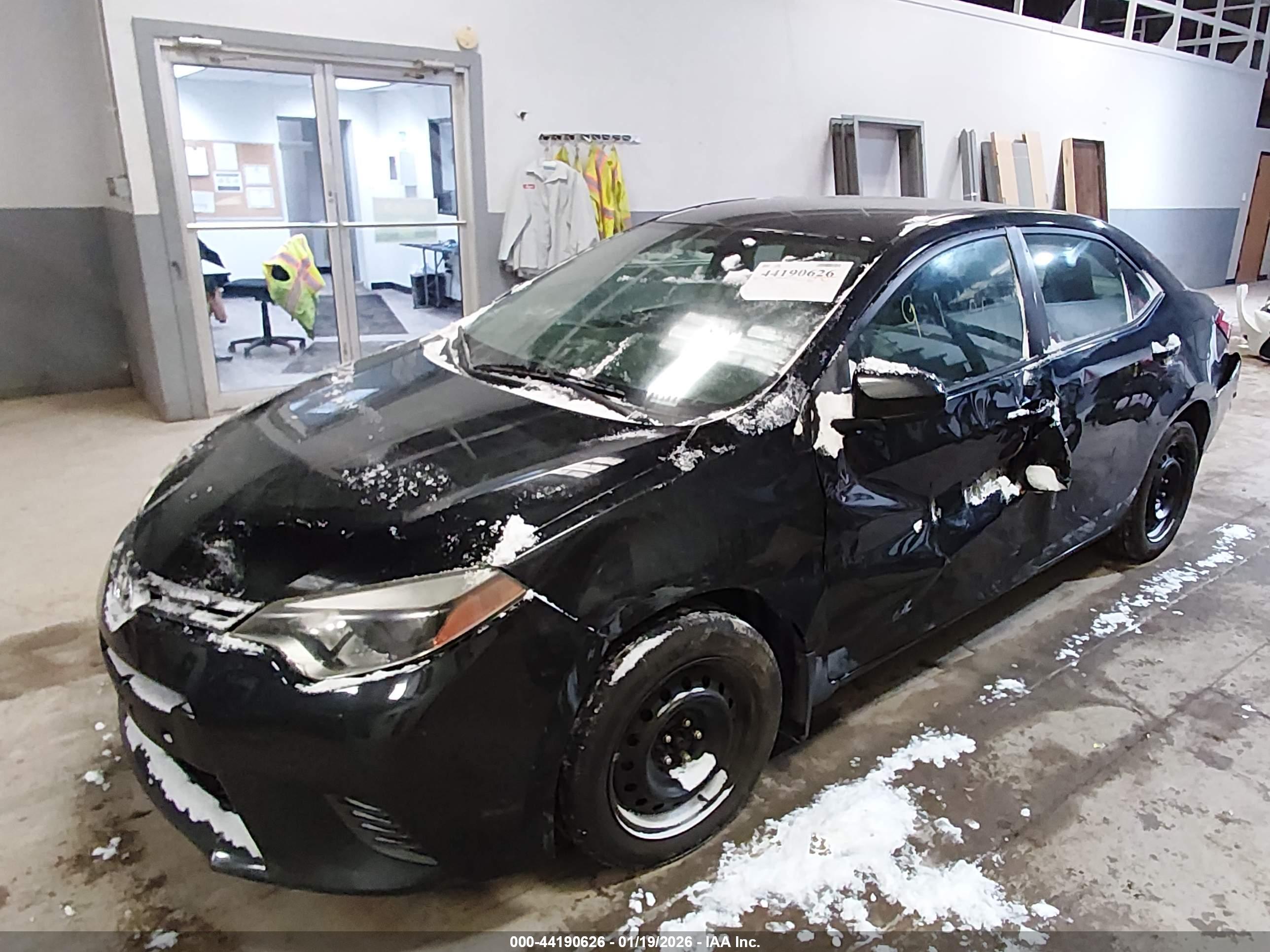 TOYOTA COROLLA image 2