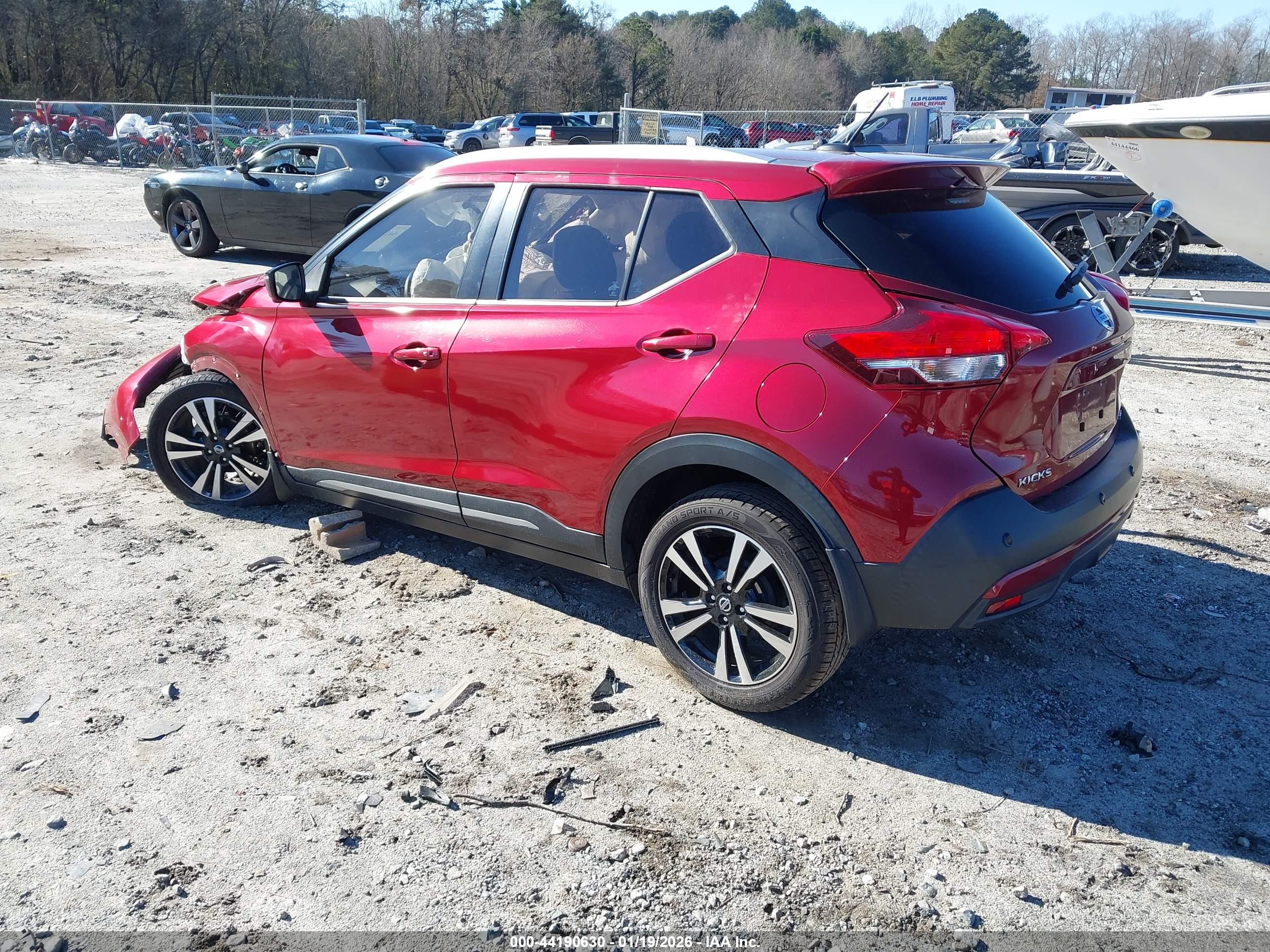 NISSAN KICKS image 3
