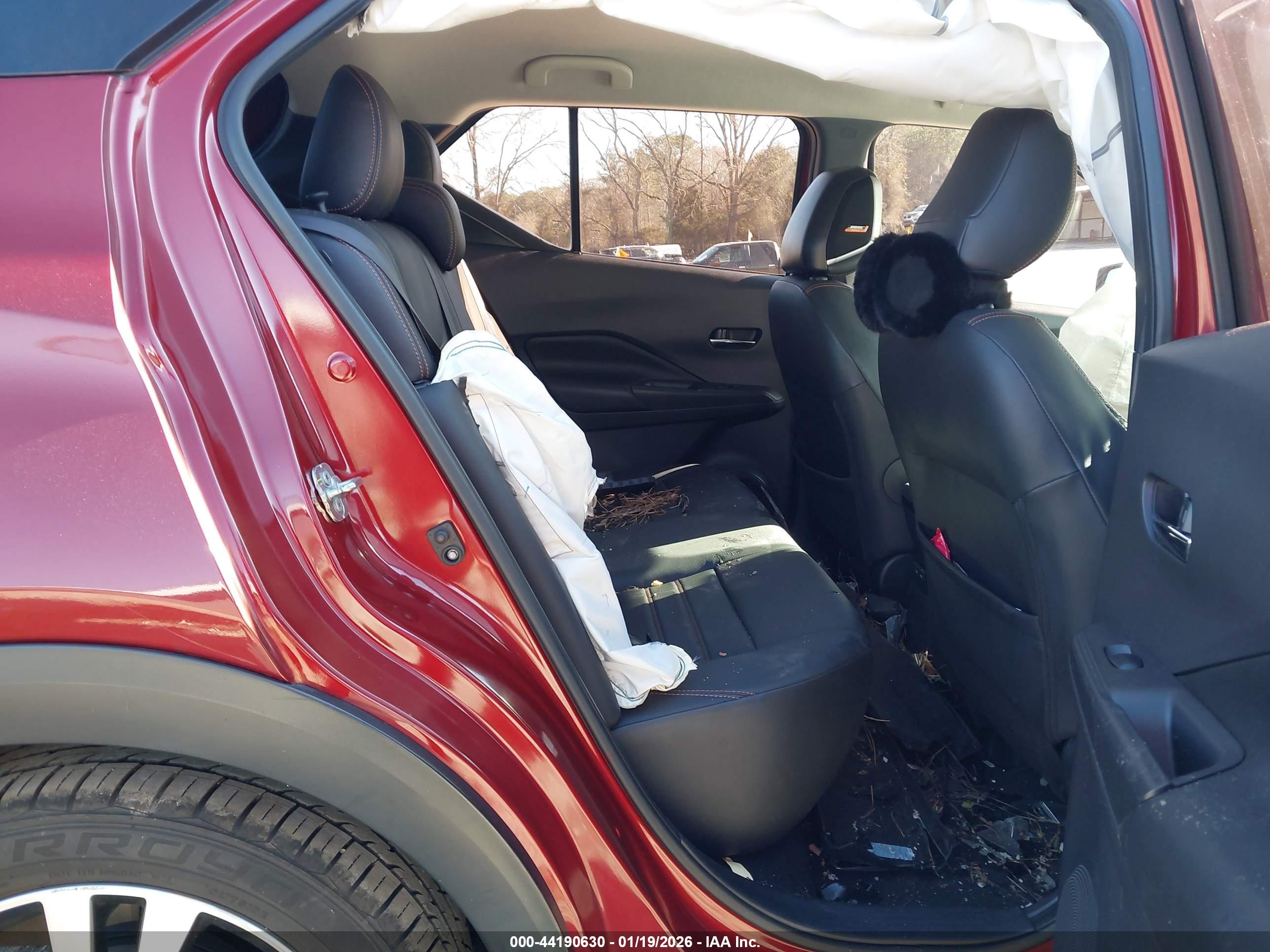 NISSAN KICKS image 8