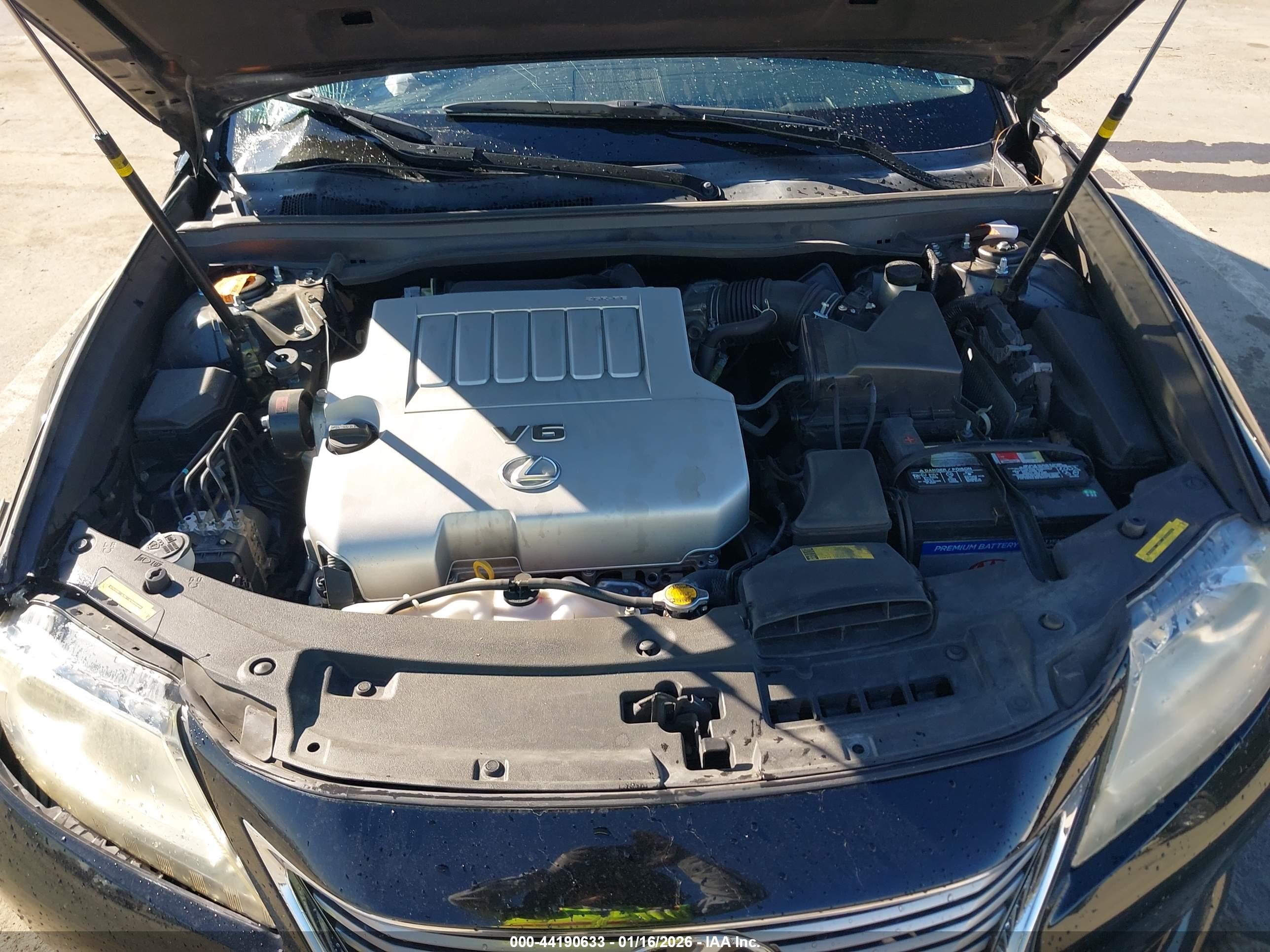 LEXUS ES image 10