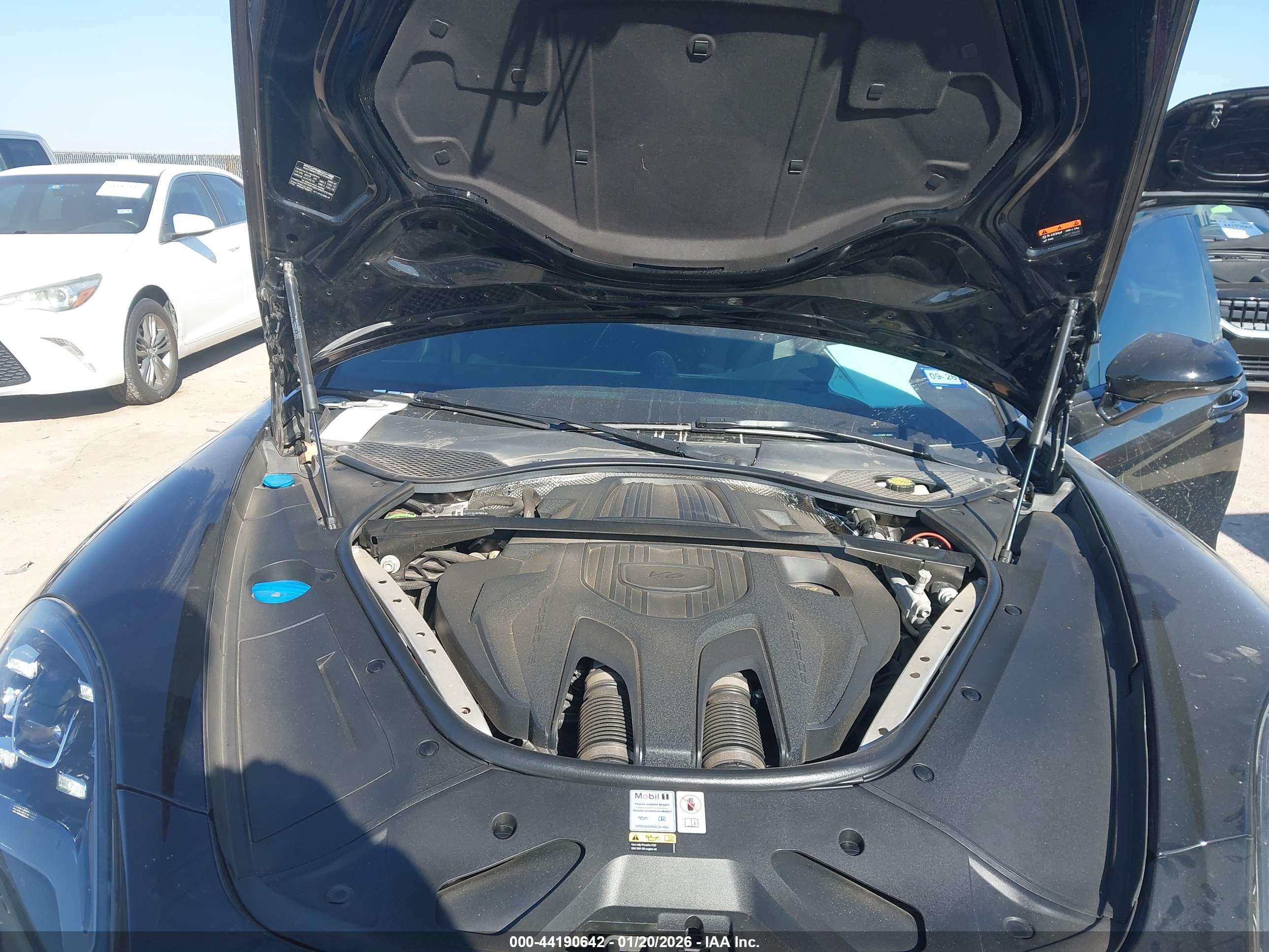 PORSCHE PANAMERA image 10