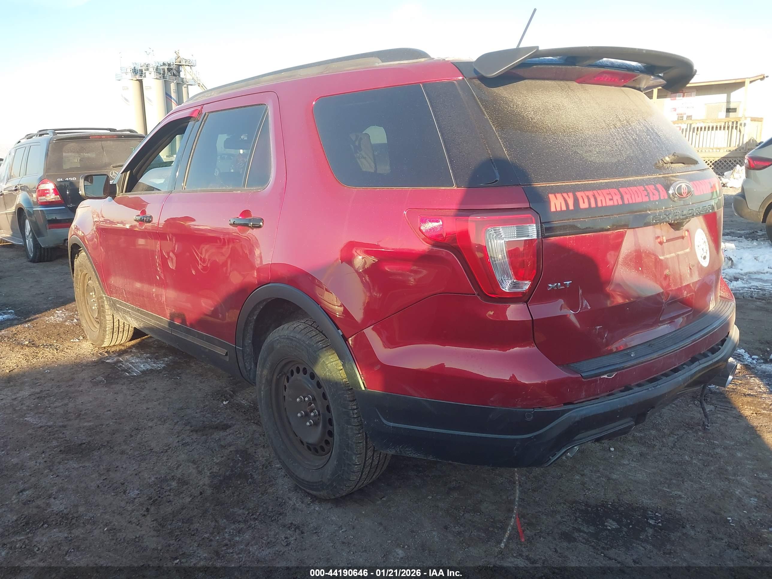 FORD EXPLORER image 3