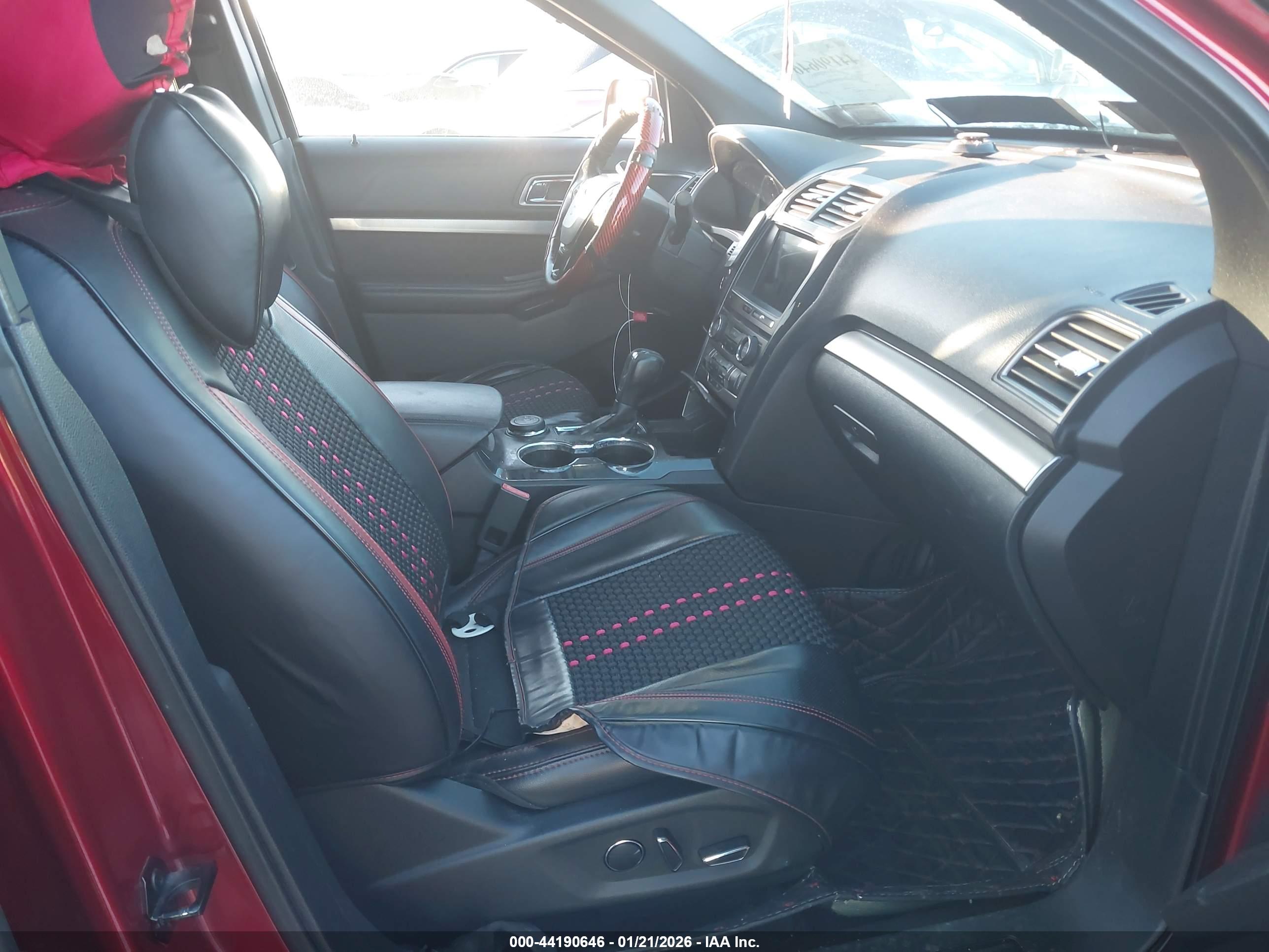 FORD EXPLORER image 5