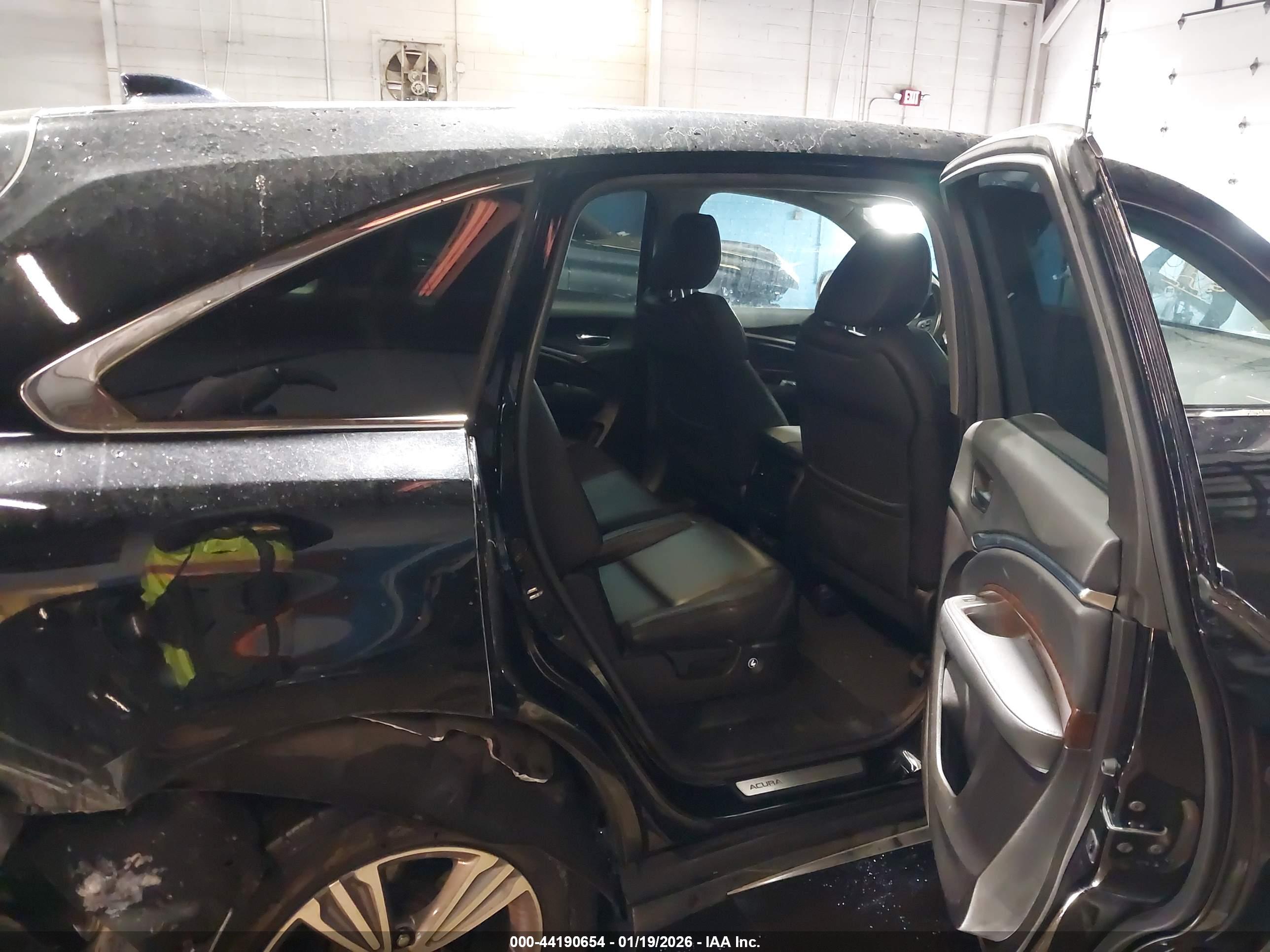 ACURA MDX image 8