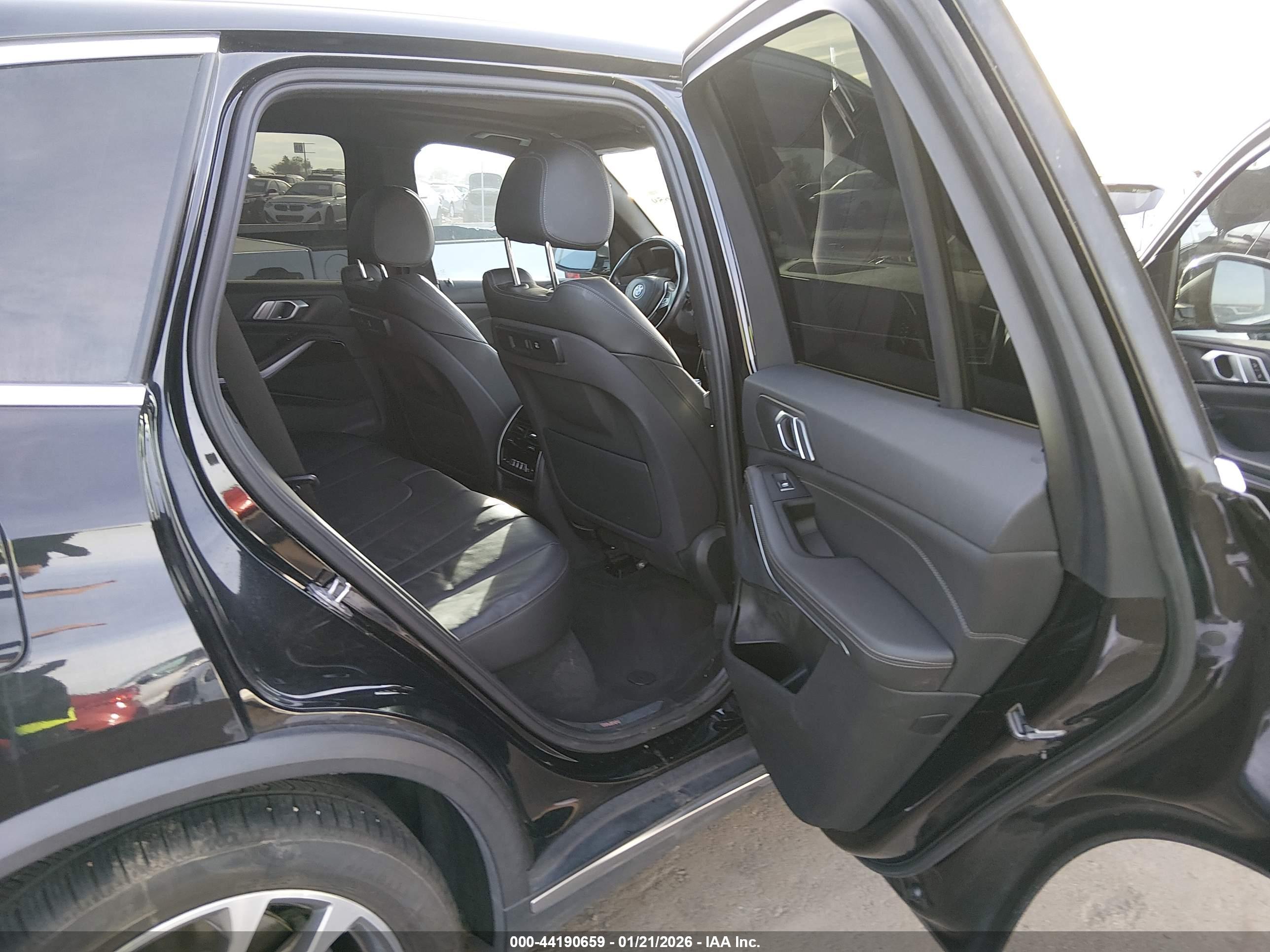 BMW X5 image 8