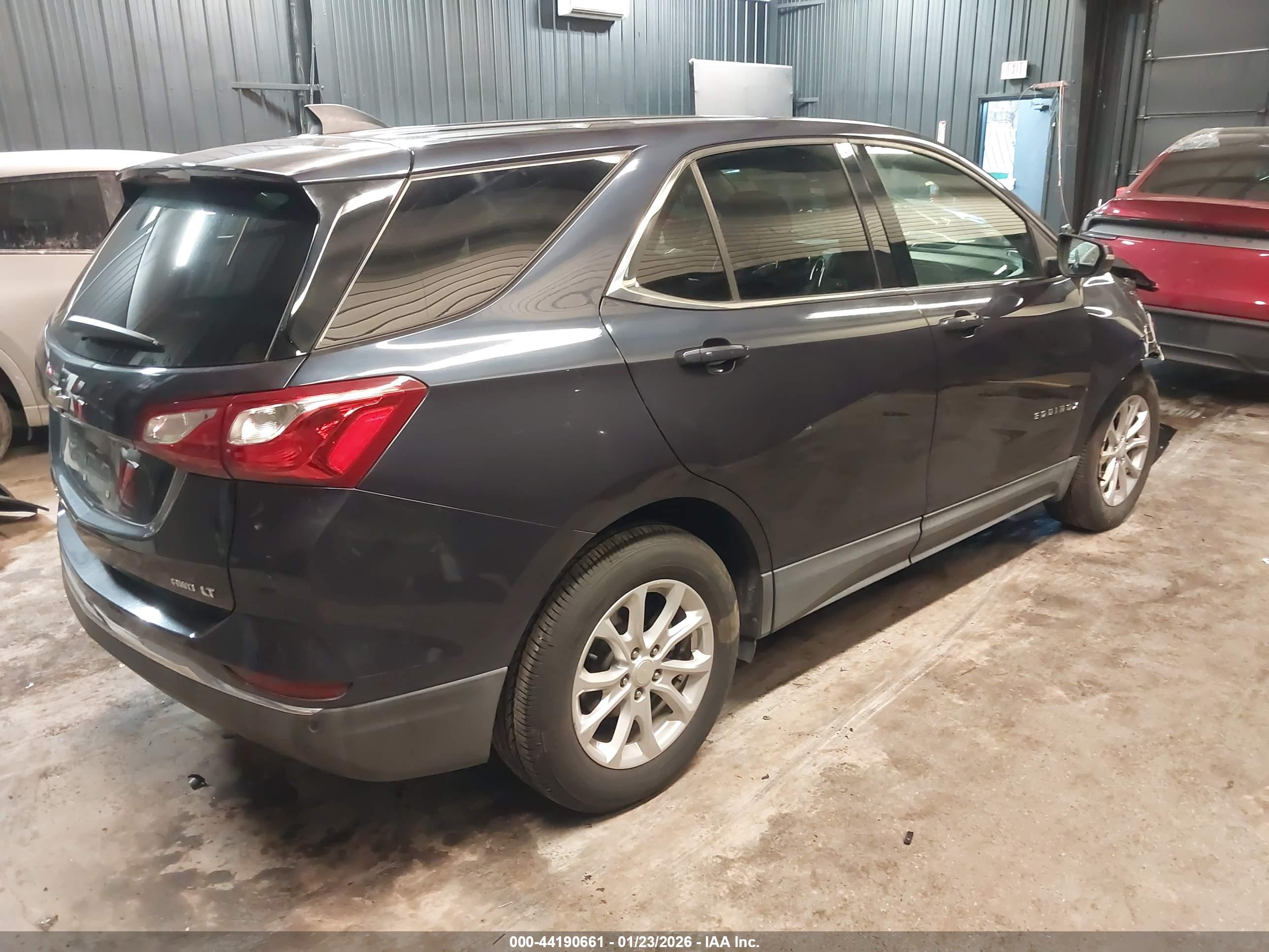 CHEVROLET EQUINOX image 4