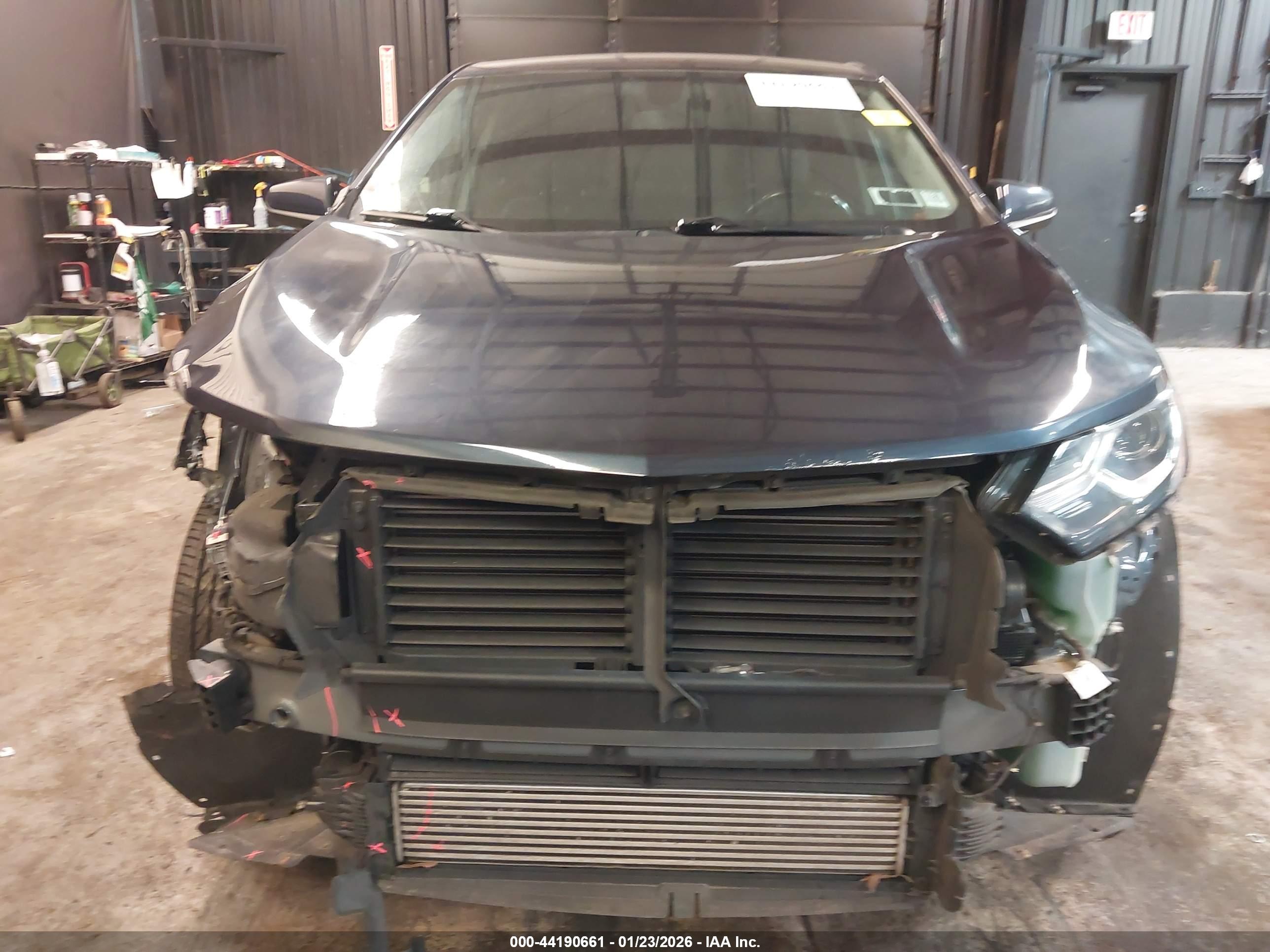 CHEVROLET EQUINOX image 6