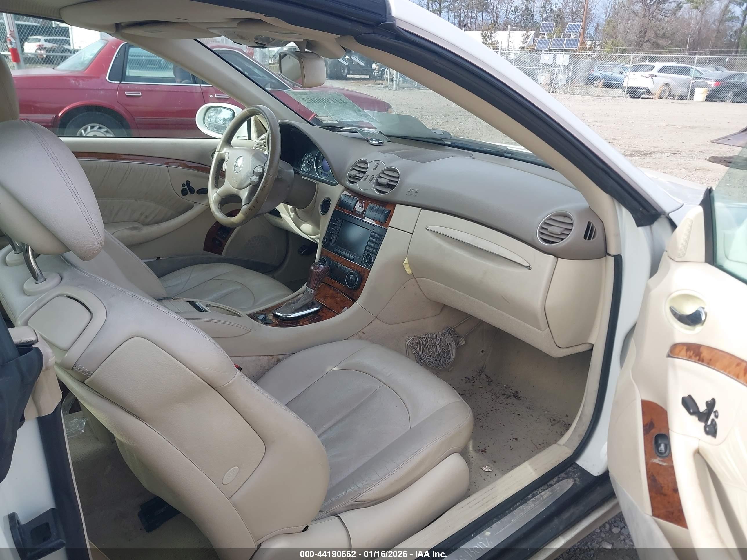MERCEDES-BENZ CLK image 5