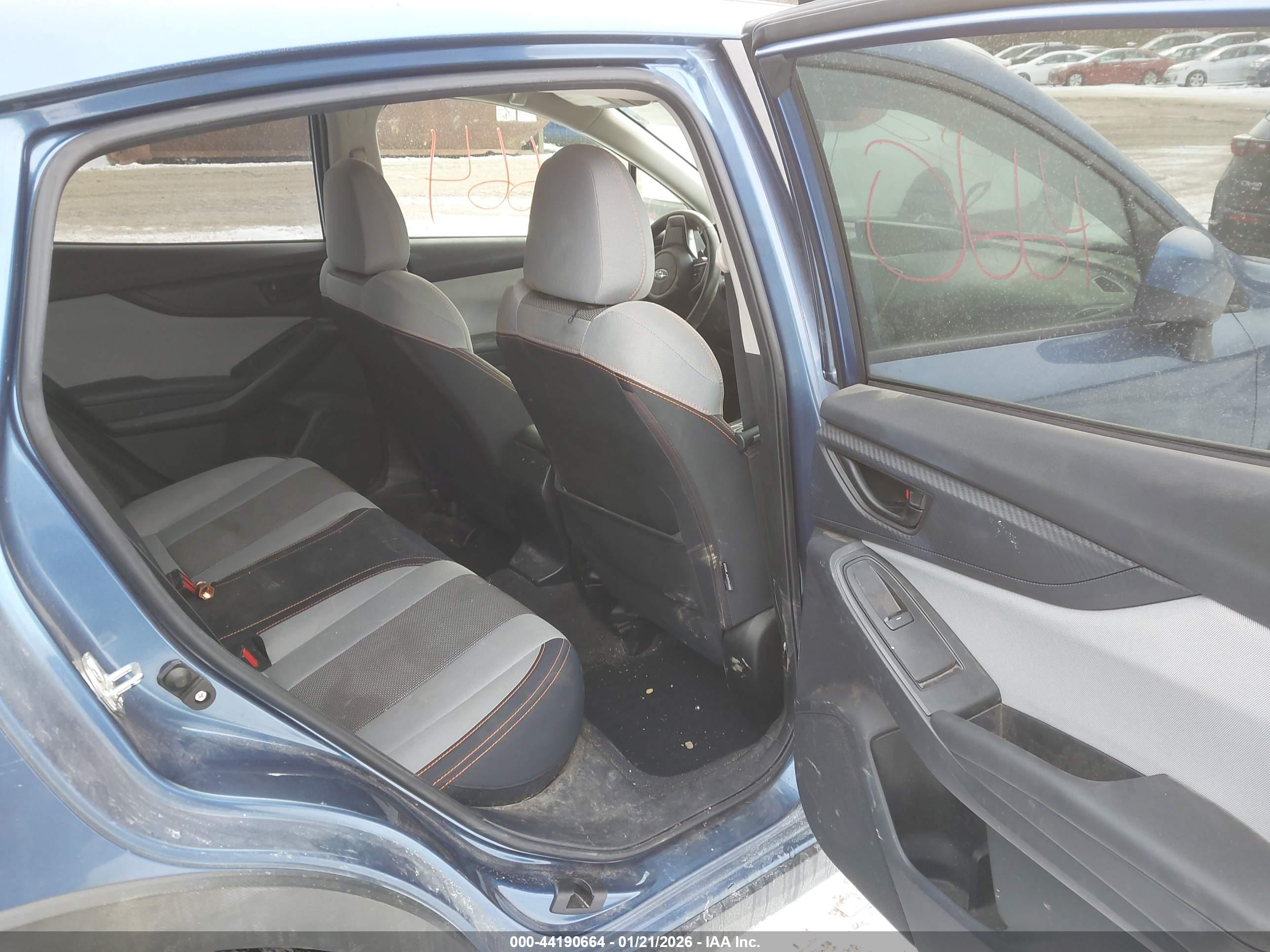 SUBARU CROSSTREK image 8