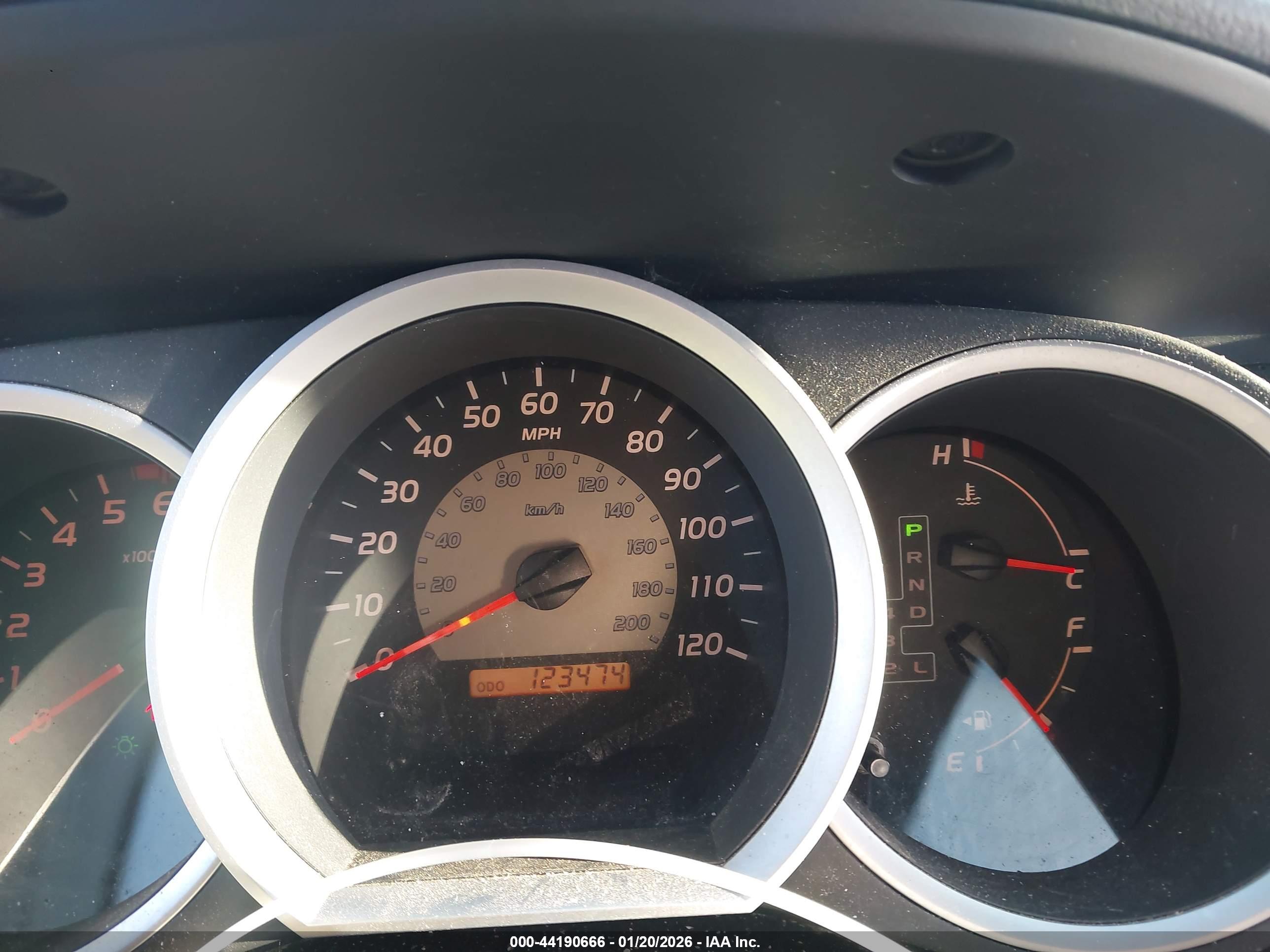 TOYOTA TACOMA image 7
