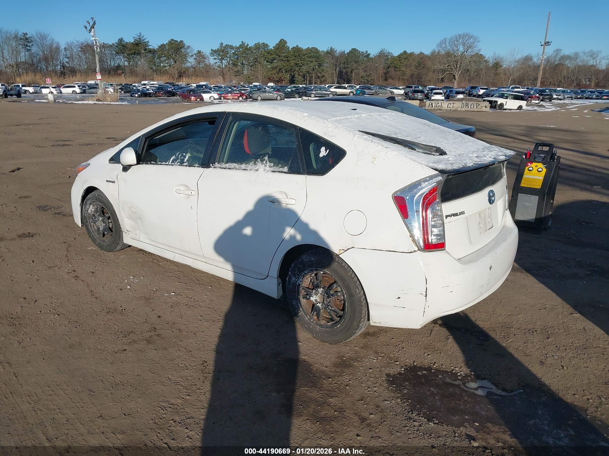 TOYOTA PRIUS image 3