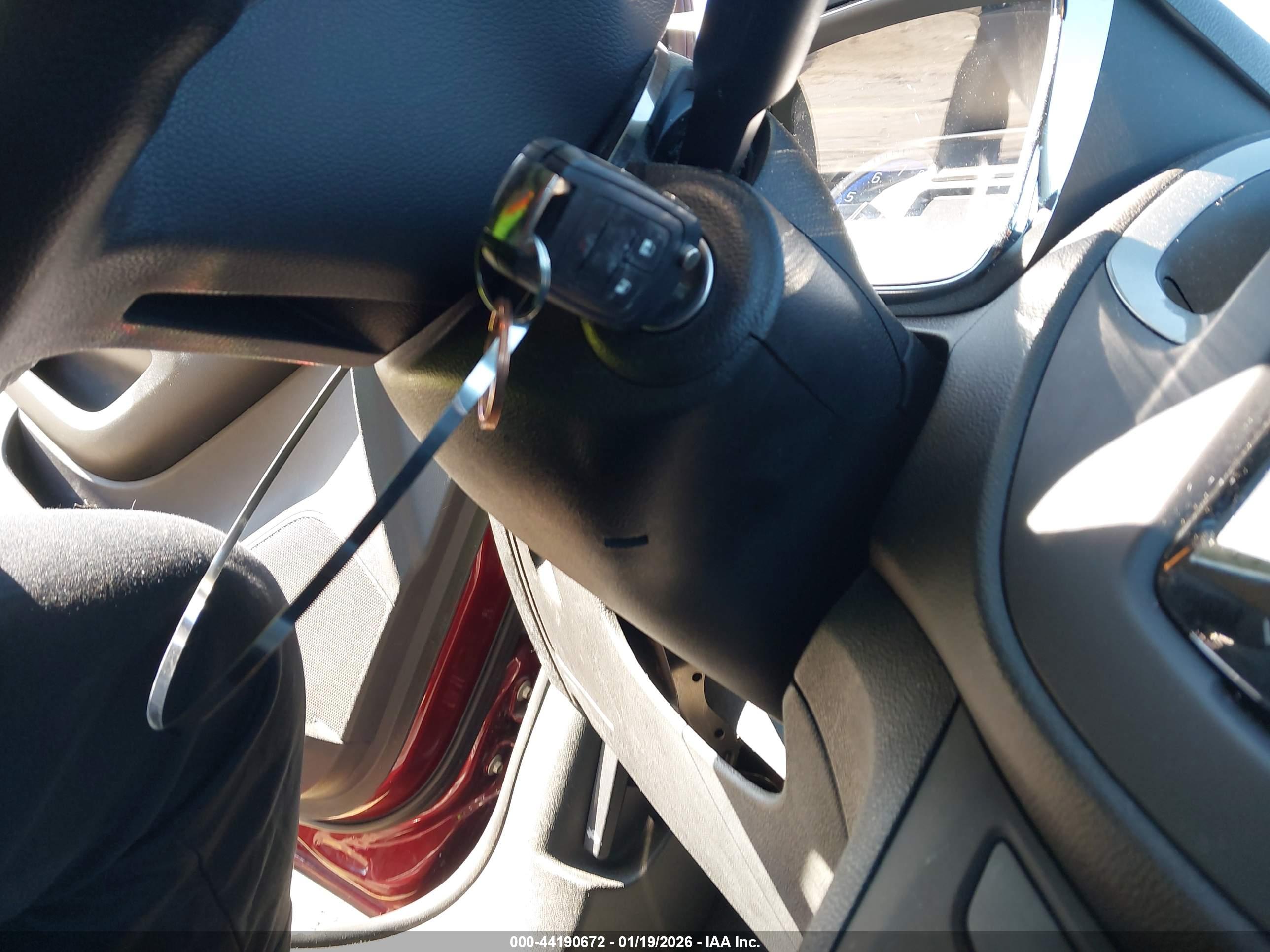 CHEVROLET TRAX image 11