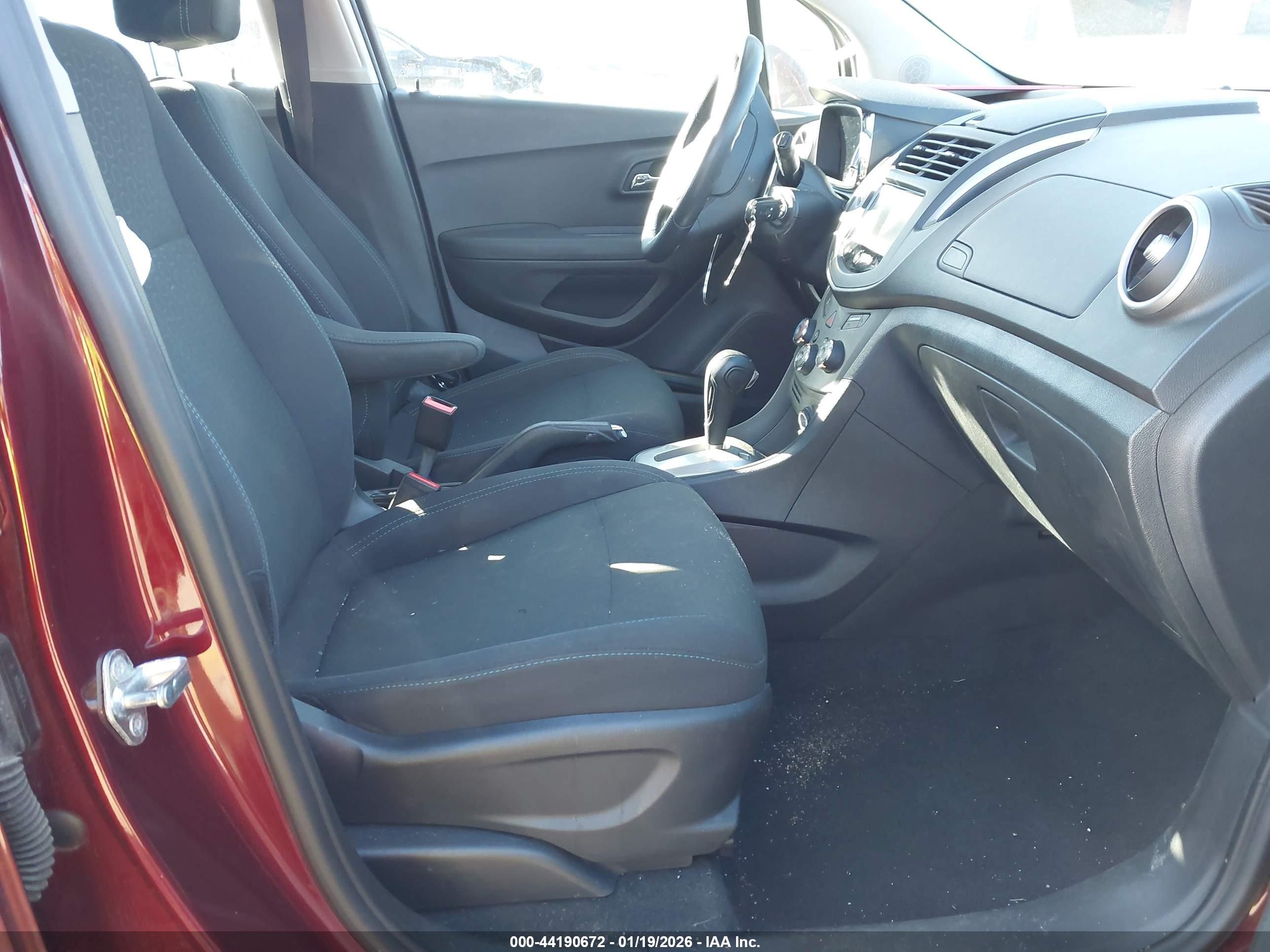 CHEVROLET TRAX image 5