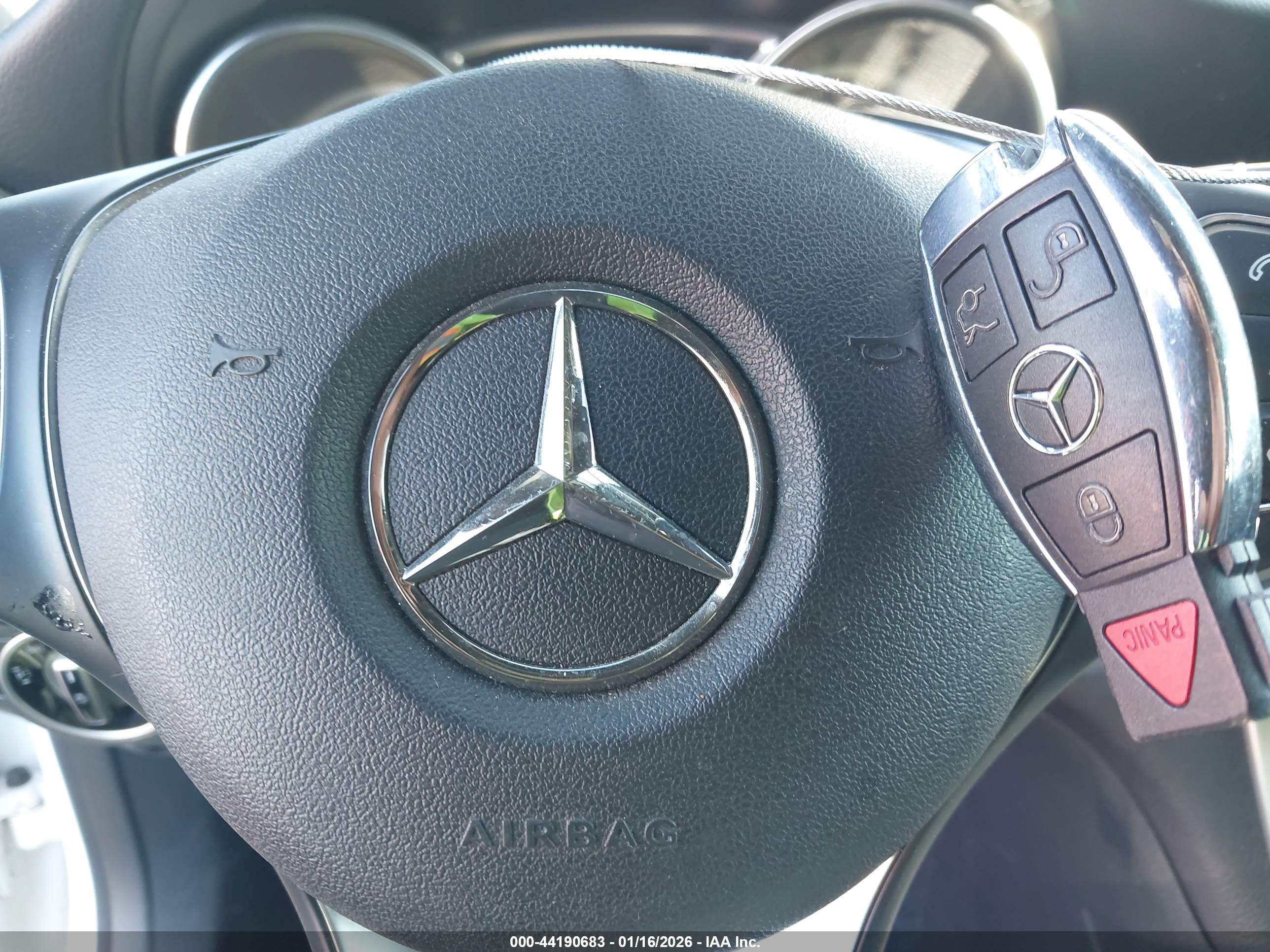 MERCEDES-BENZ CLA image 11