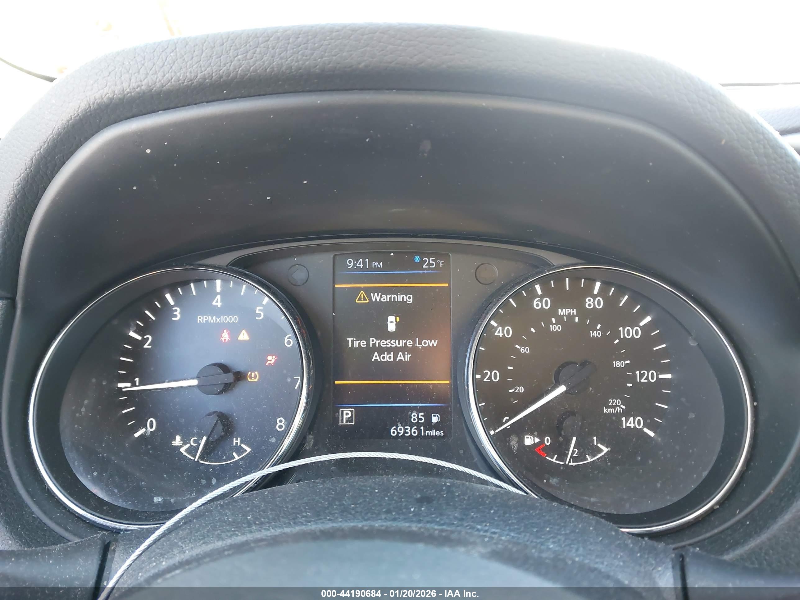 NISSAN ROGUE image 7