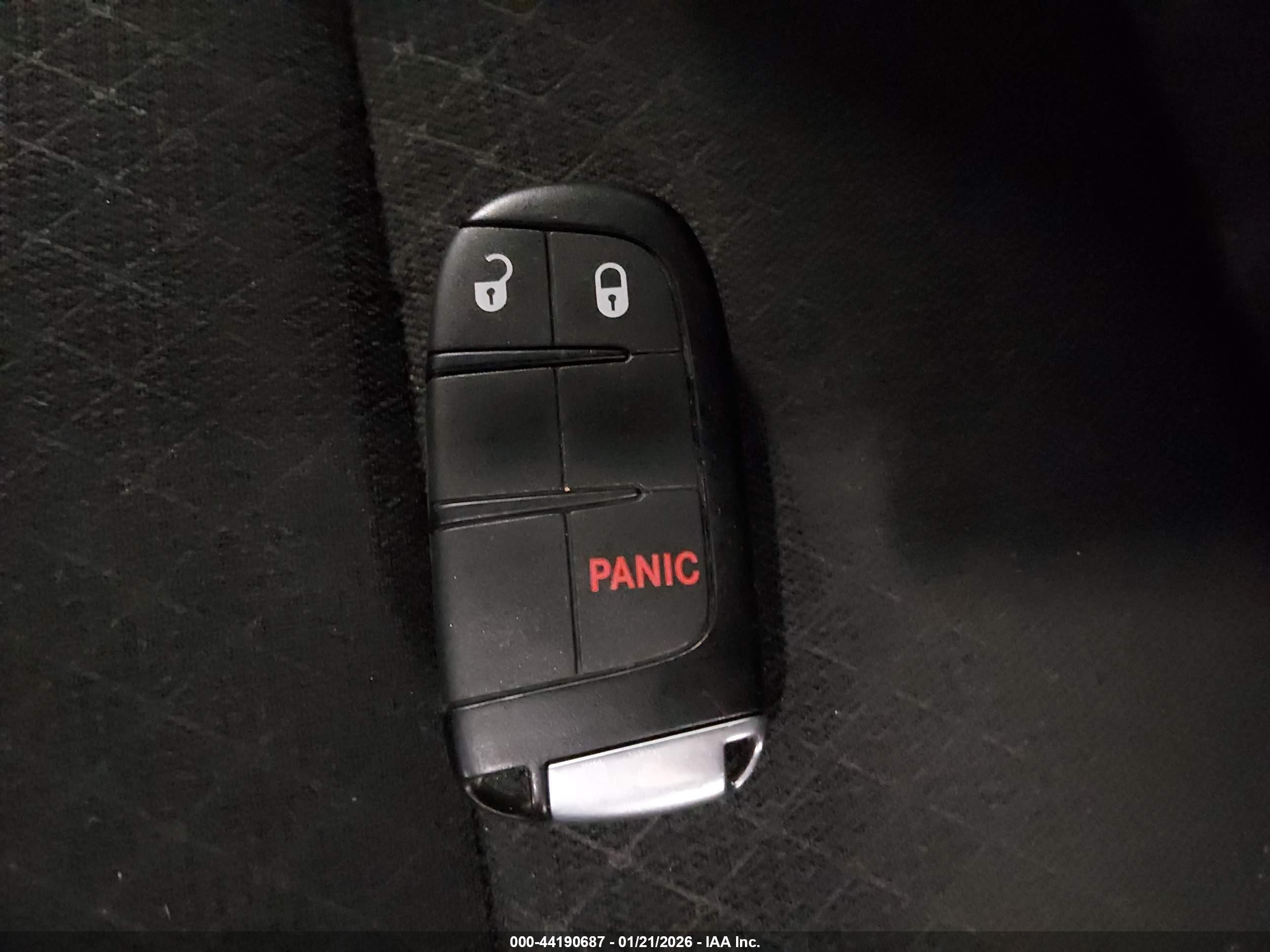 JEEP GRAND image 11