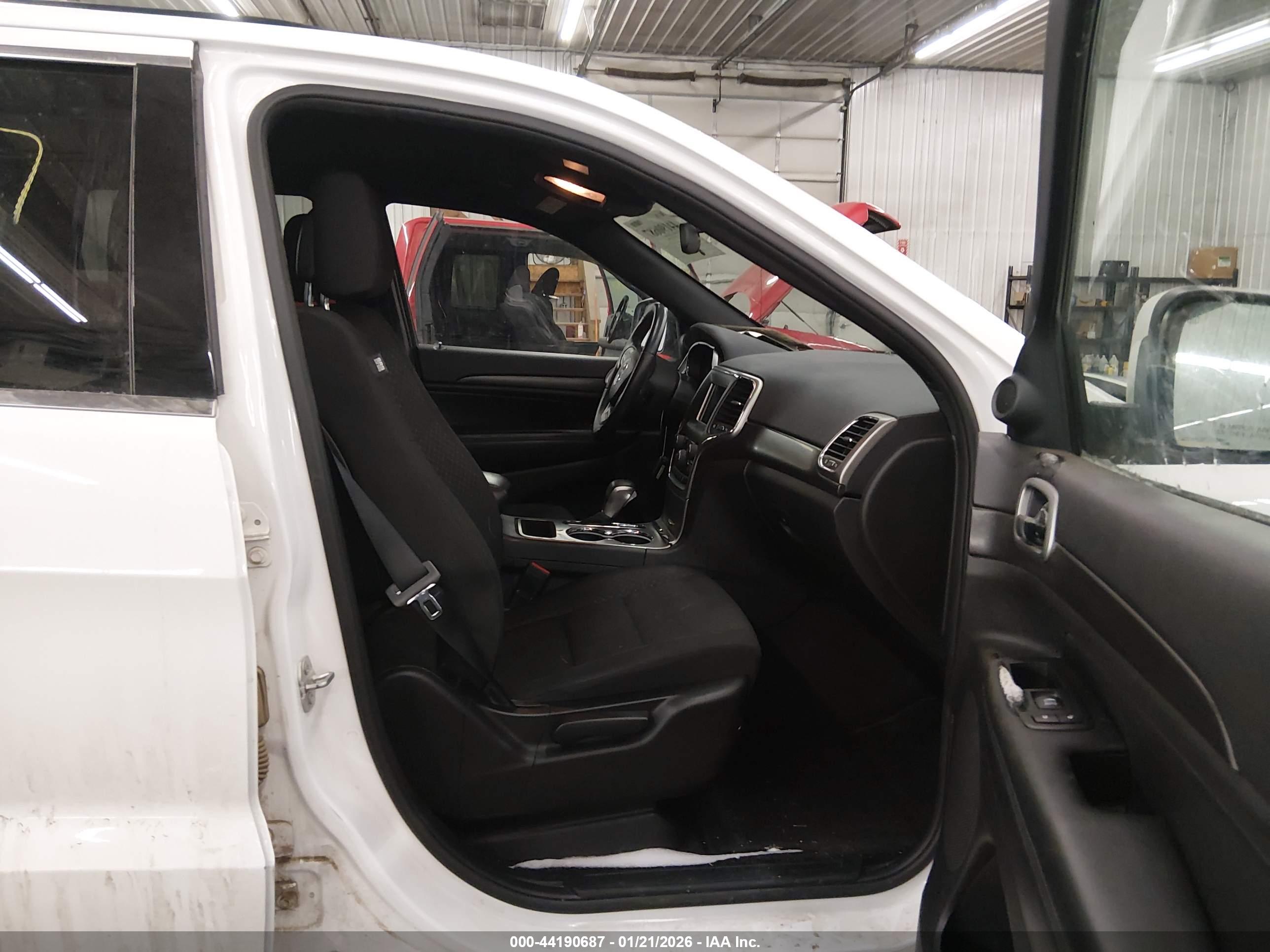 JEEP GRAND image 5