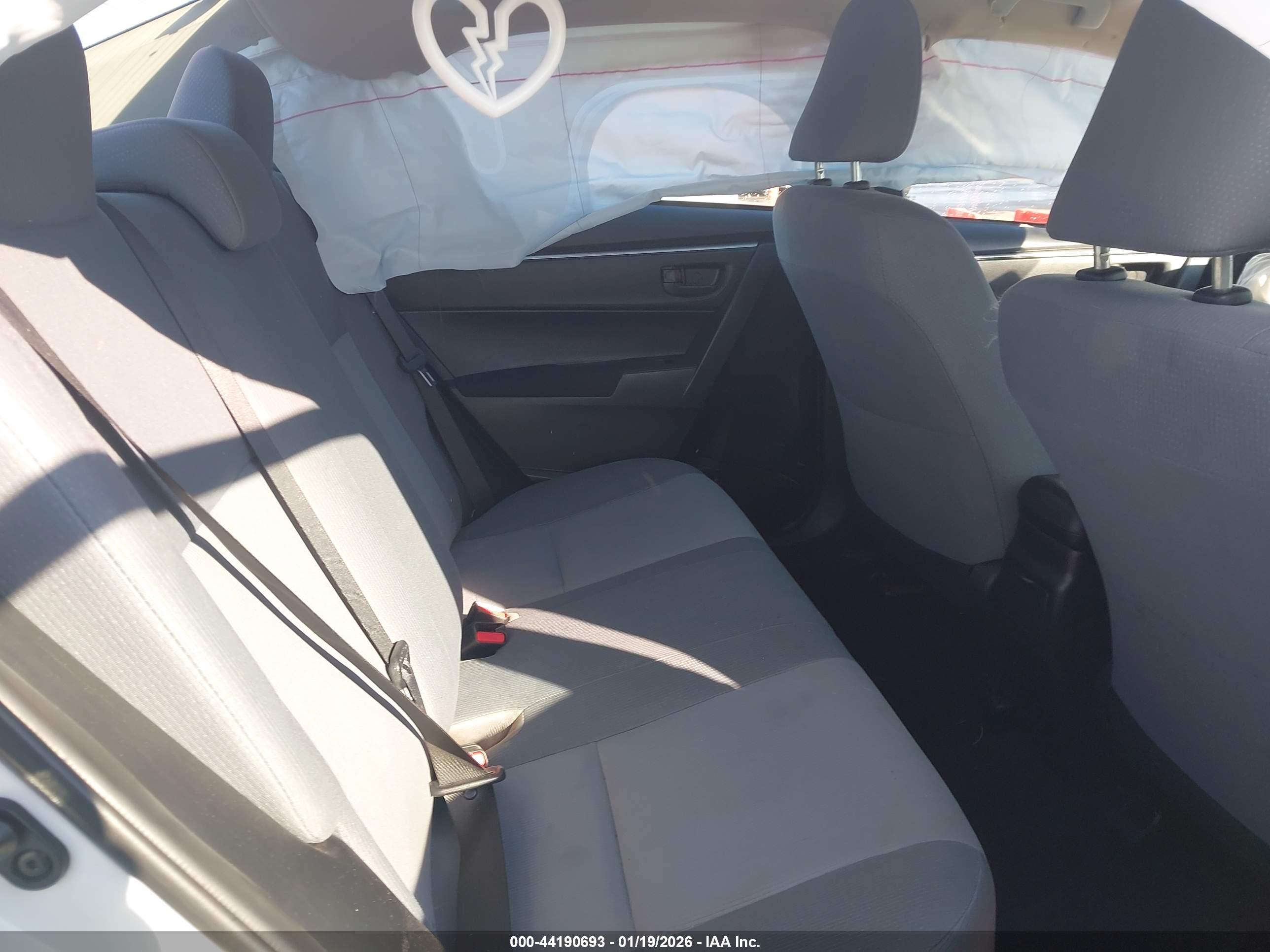 TOYOTA COROLLA image 8