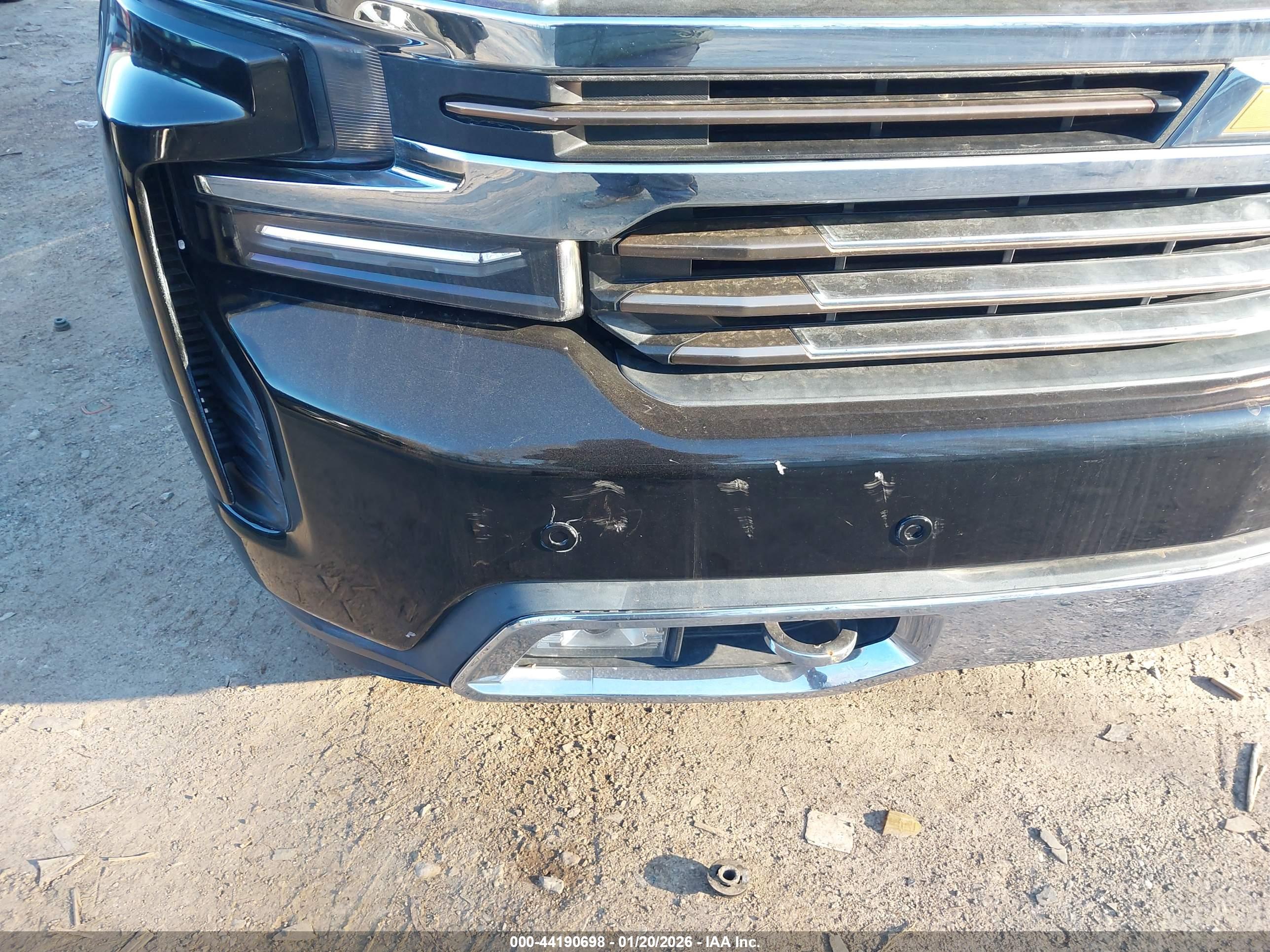 CHEVROLET SILVERADO image 6