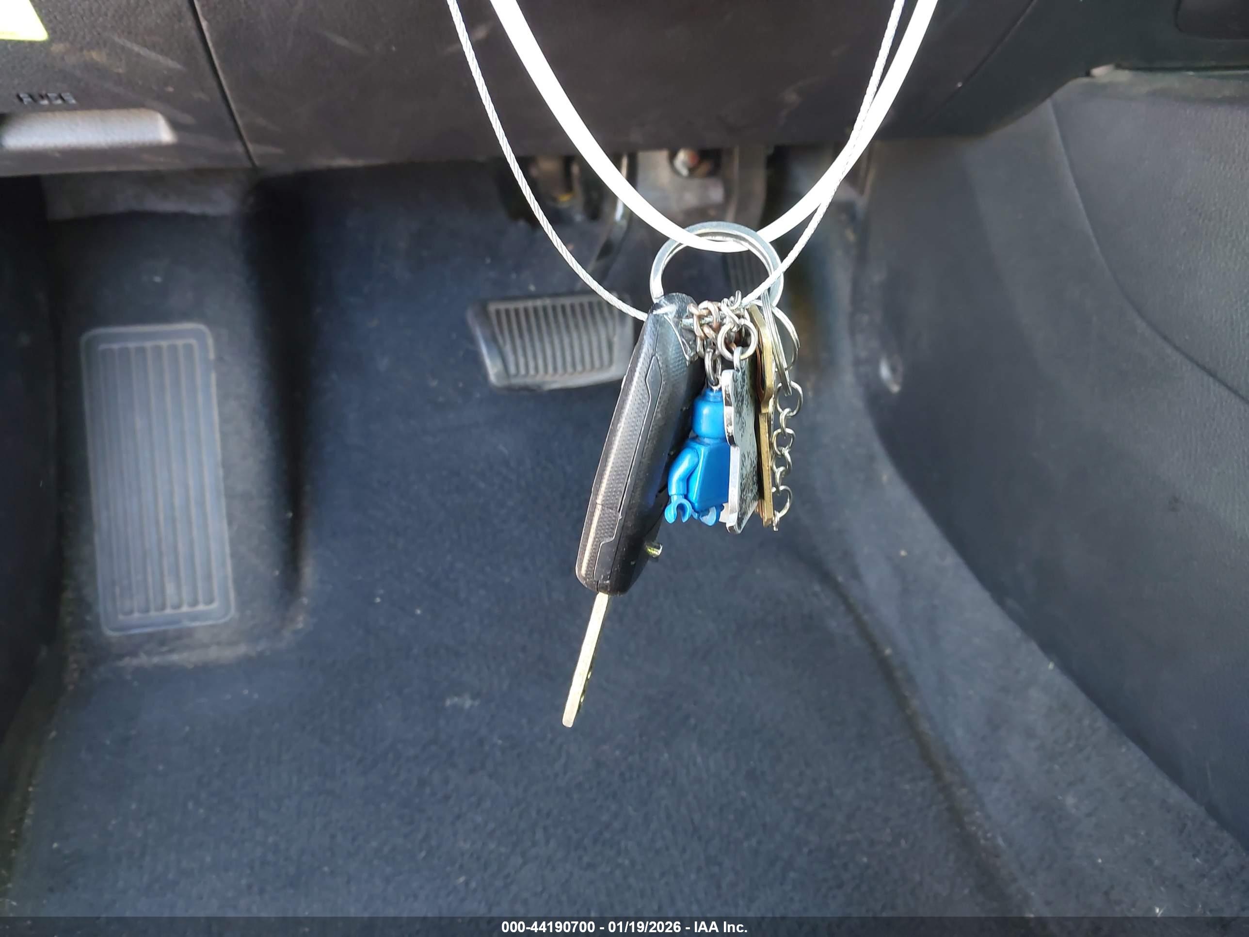 KIA RIO image 11