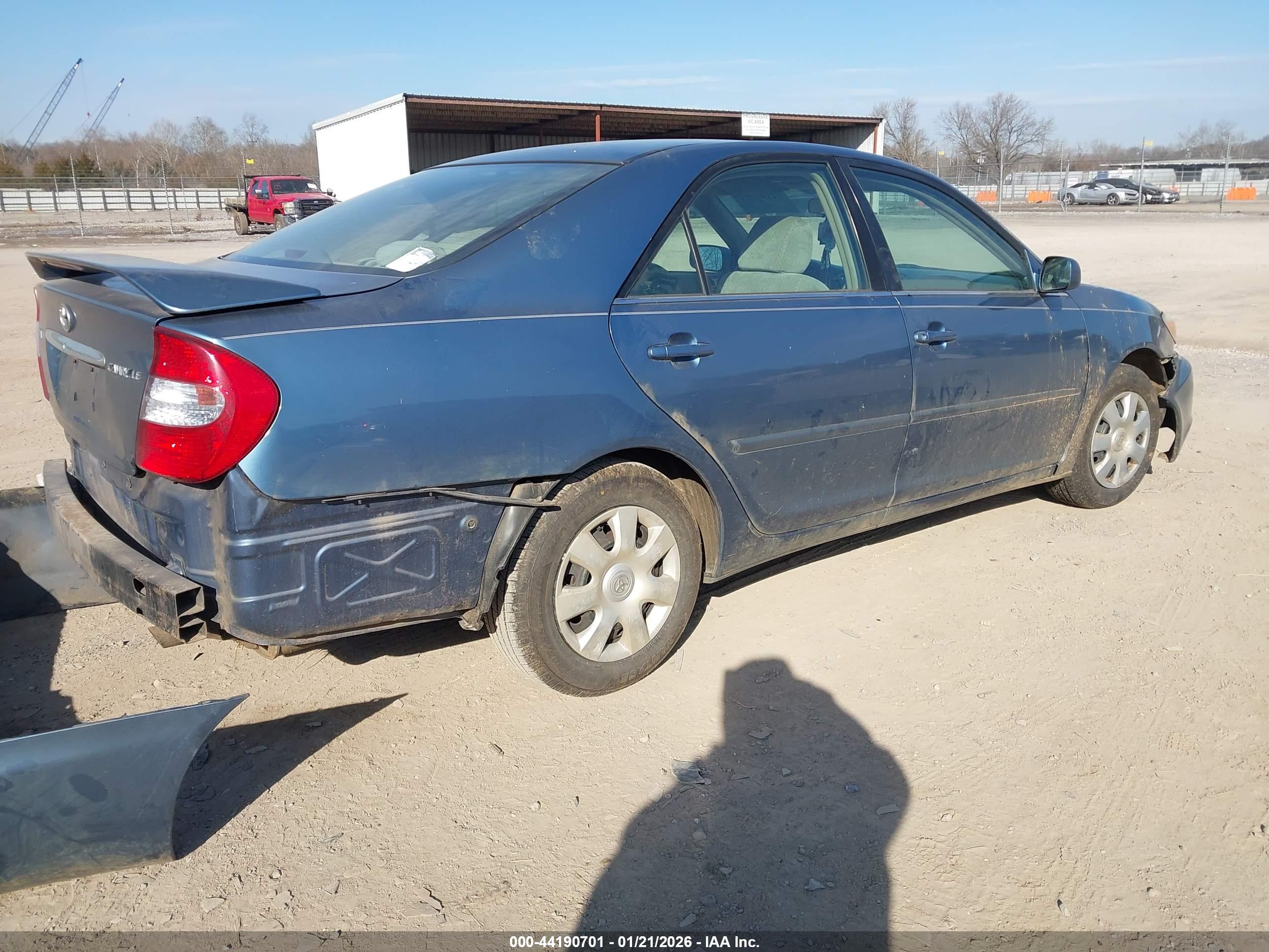 TOYOTA CAMRY image 4