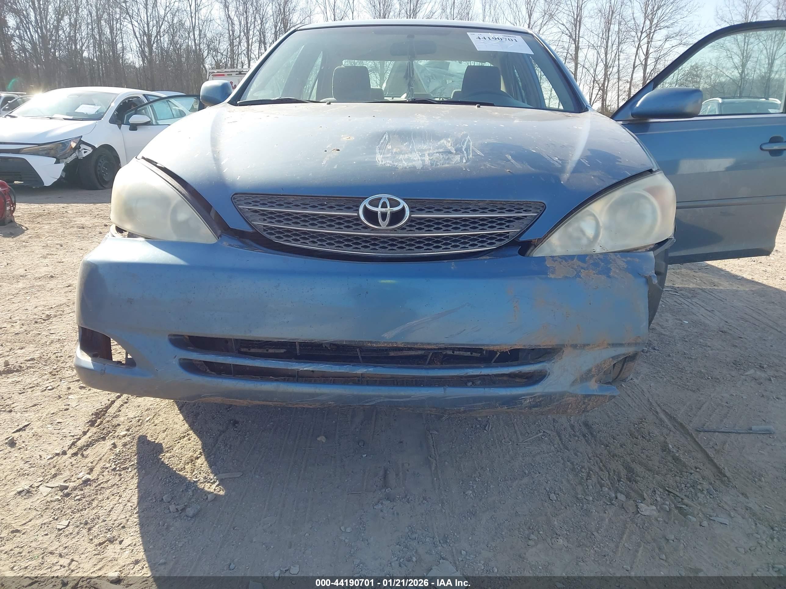 TOYOTA CAMRY image 6