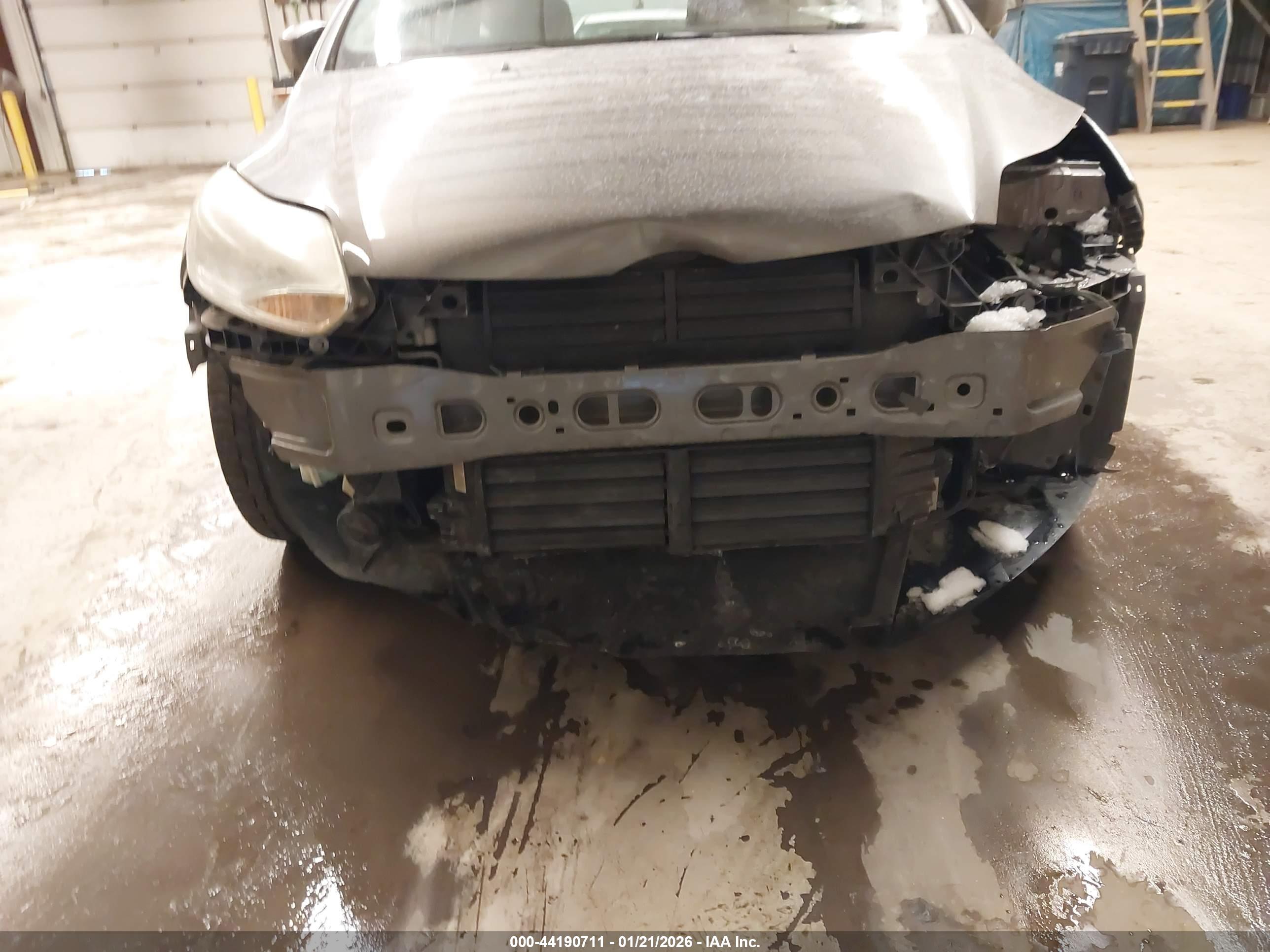 FORD FOCUS image 6