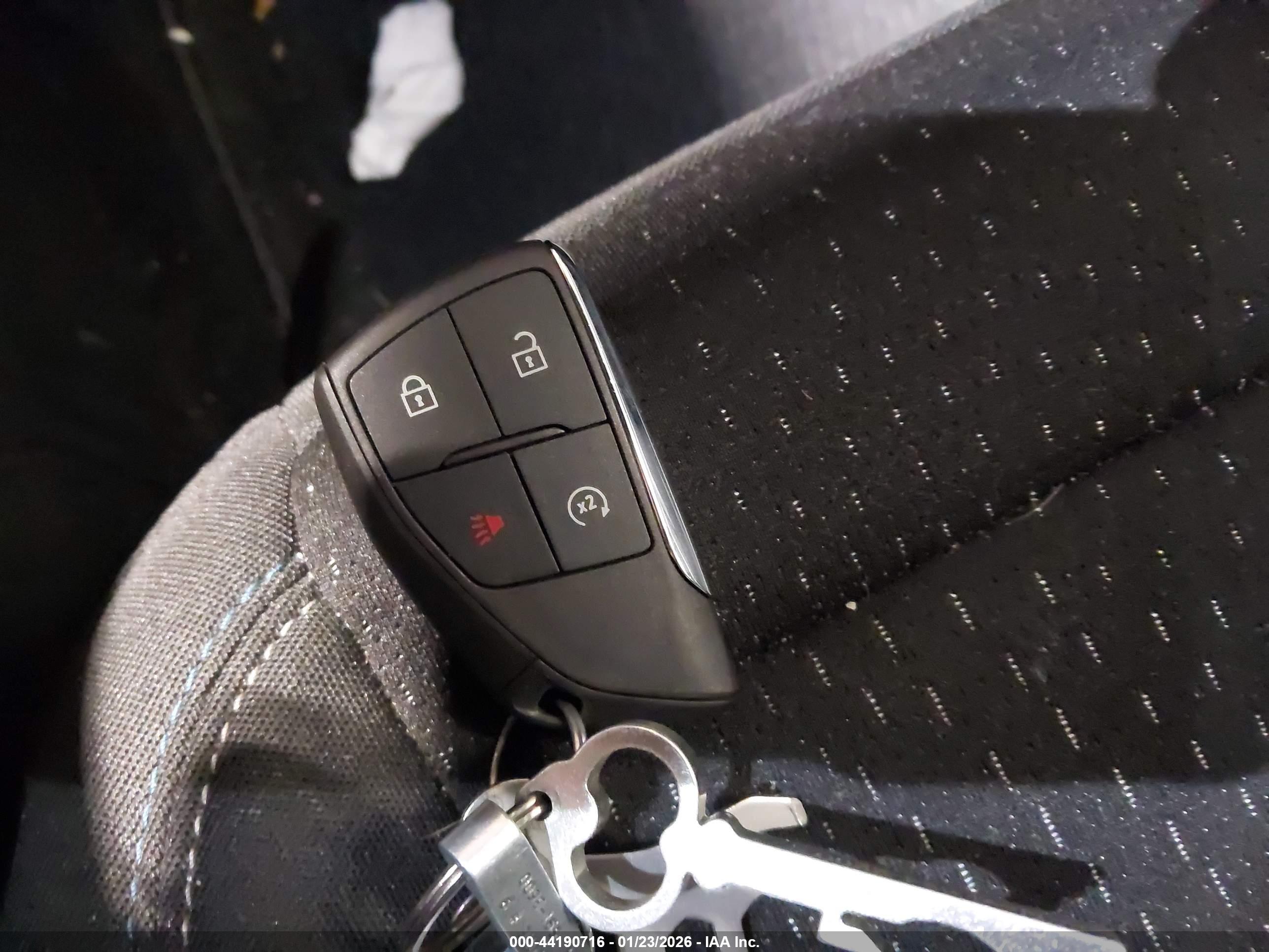 CHEVROLET EQUINOX image 11