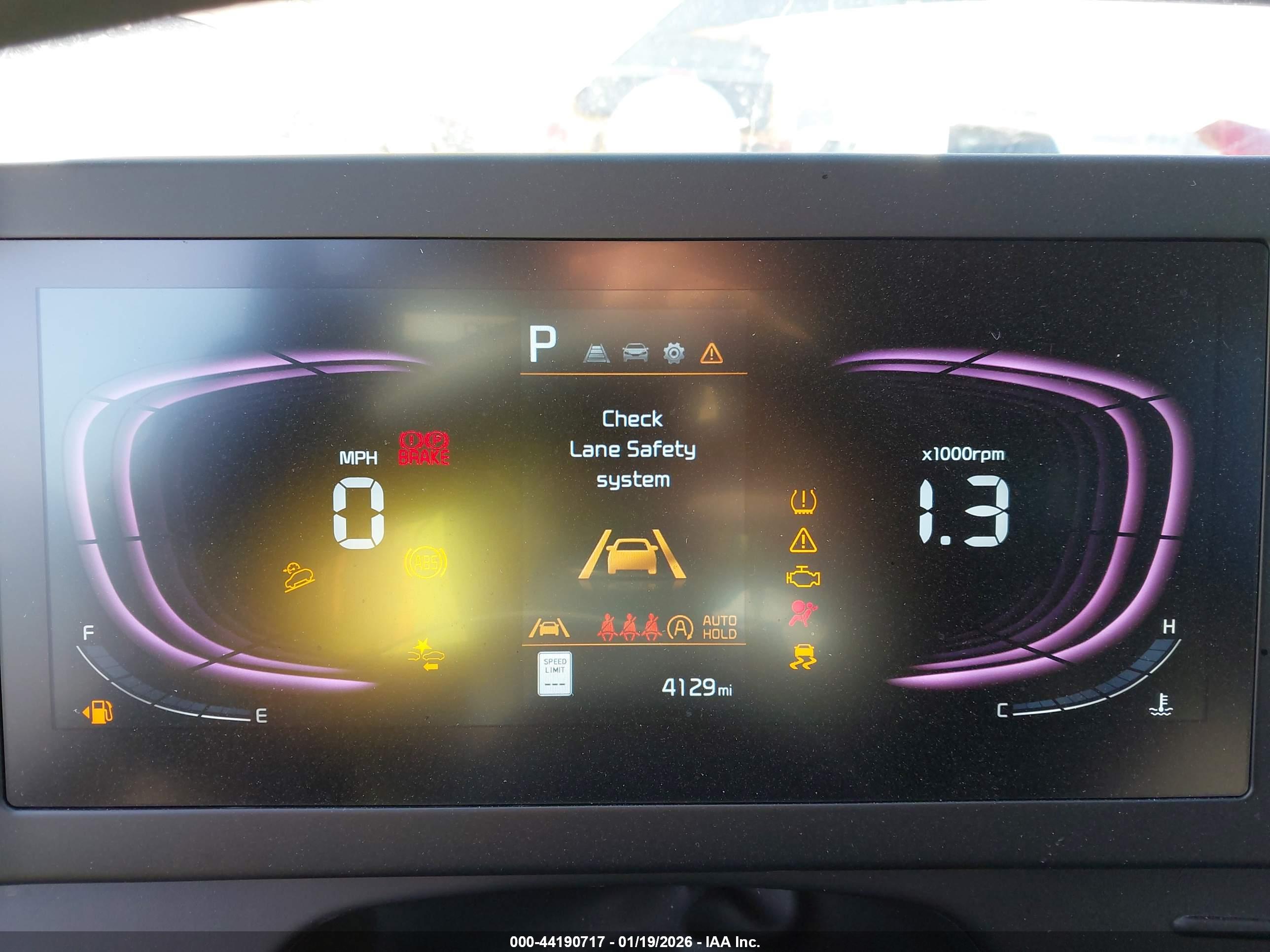 KIA SPORTAGE image 7