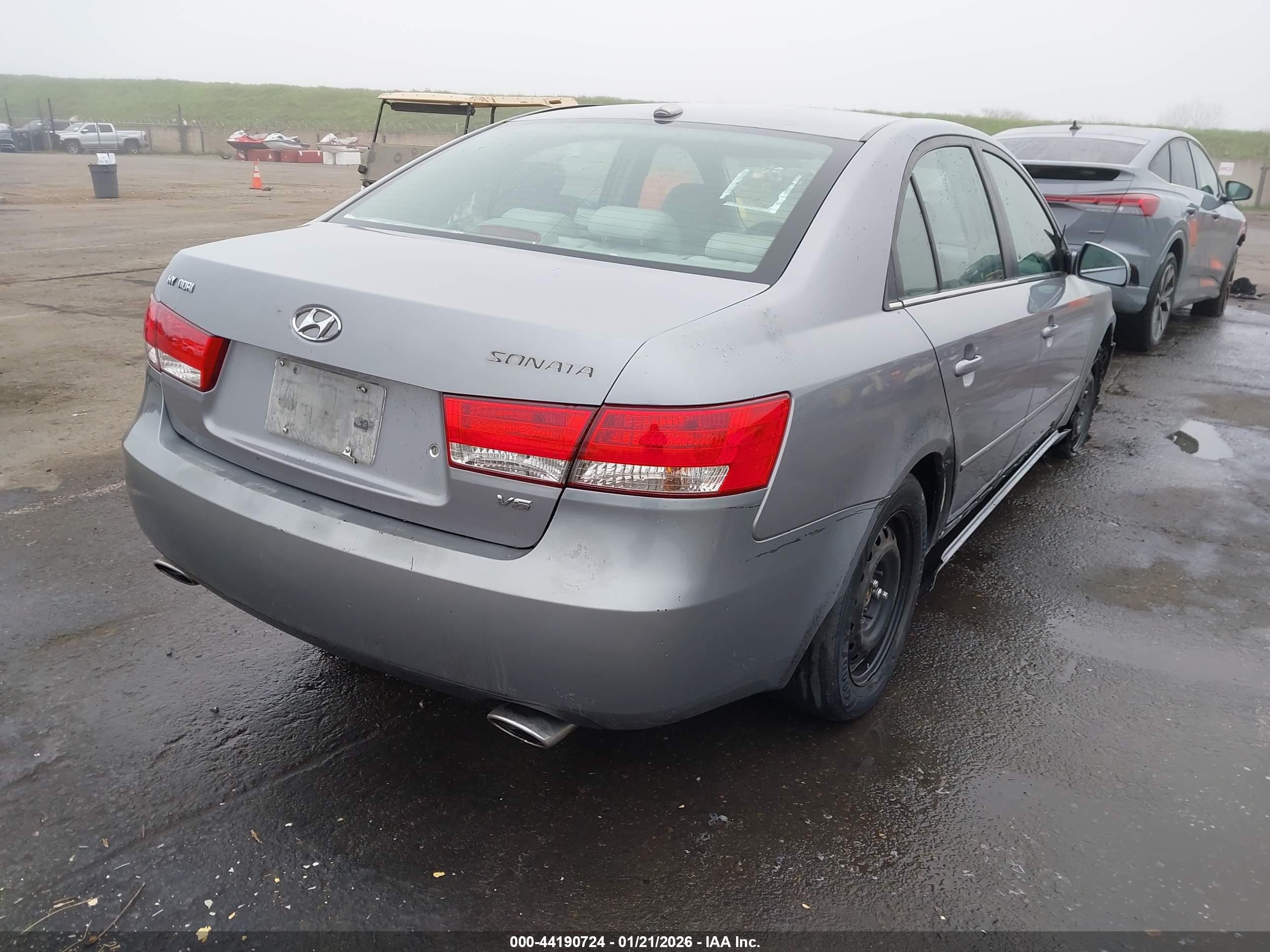 HYUNDAI SONATA image 4