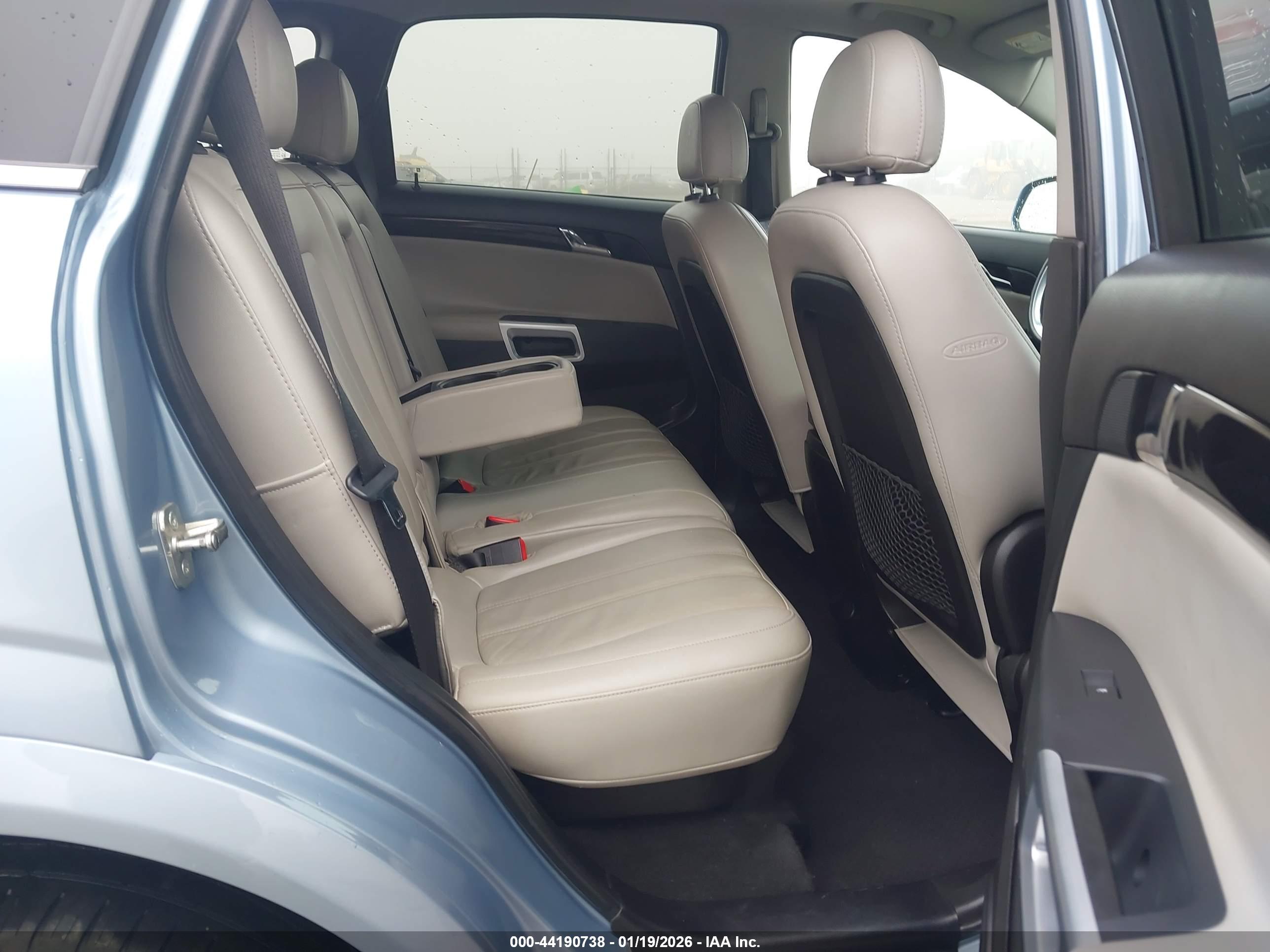 CHEVROLET CAPTIVA image 8