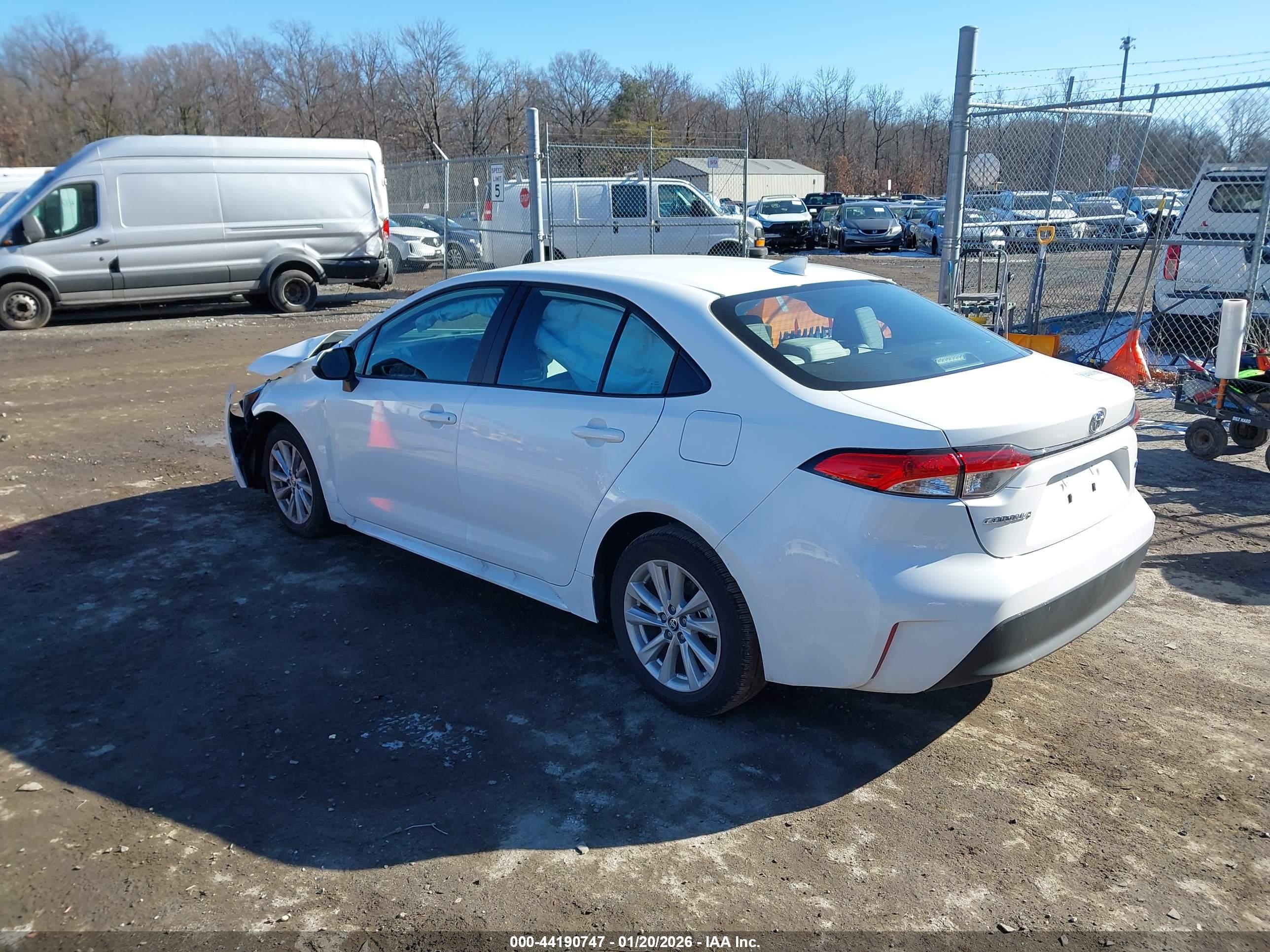 TOYOTA COROLLA image 3