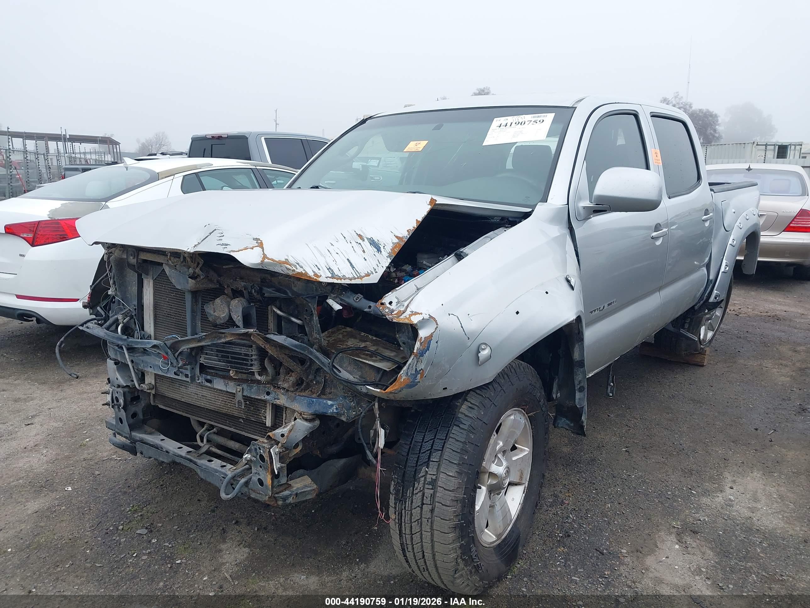 TOYOTA TACOMA image 2