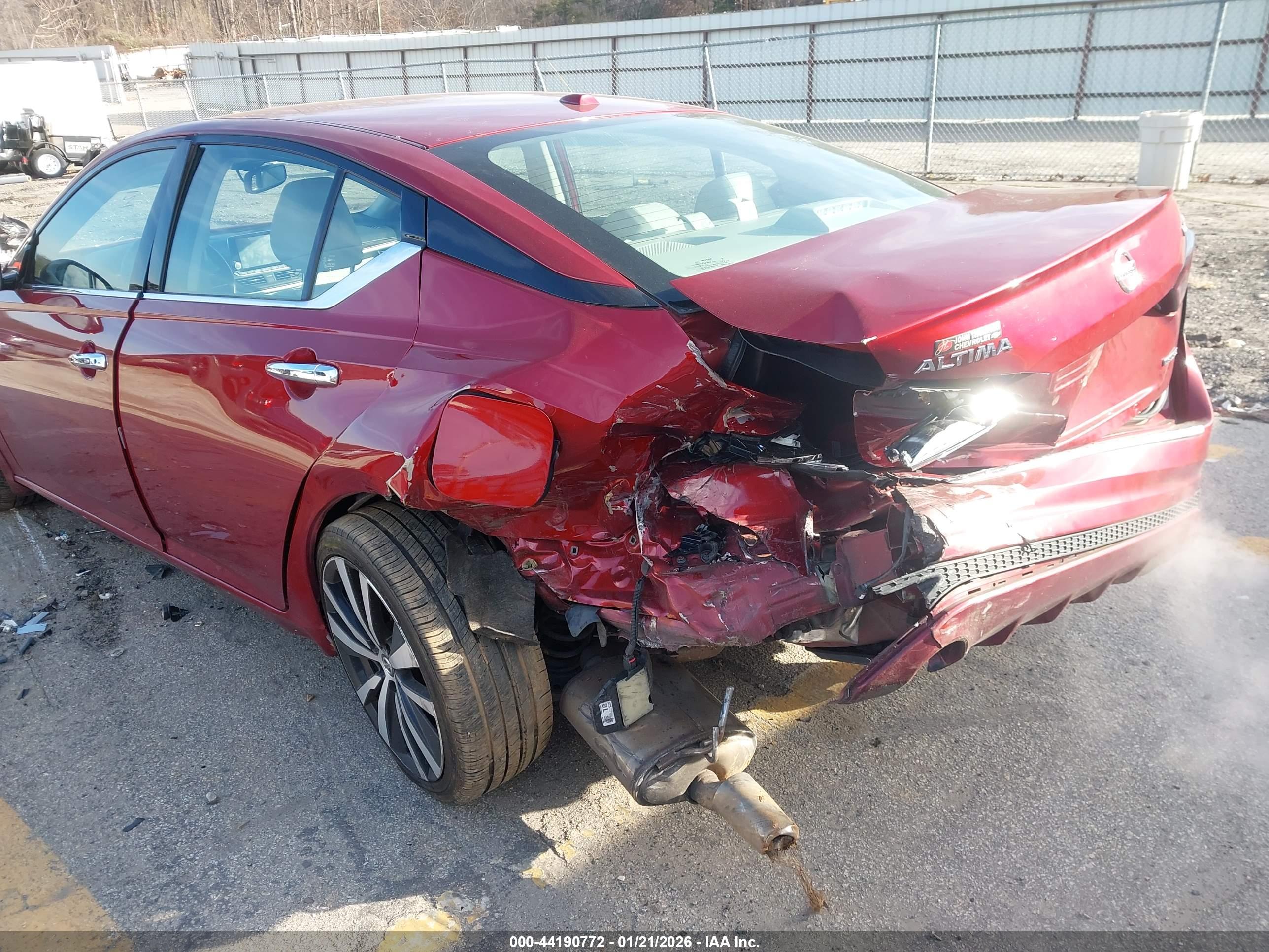 NISSAN ALTIMA image 6