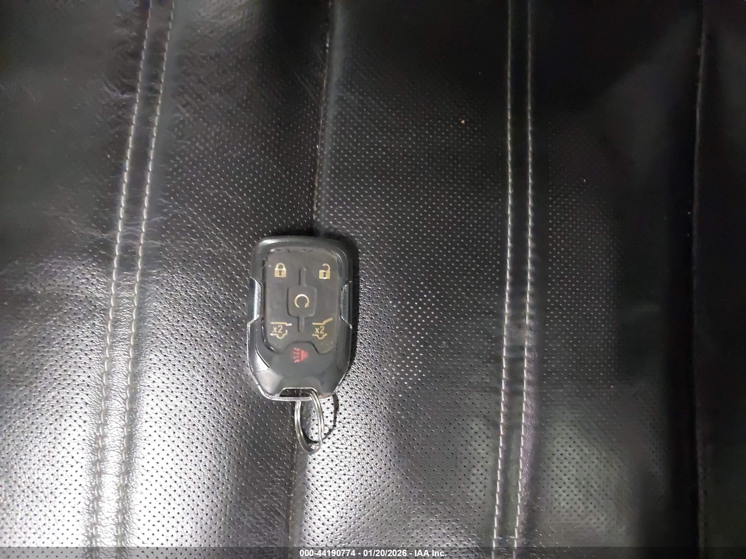 GMC YUKON image 11