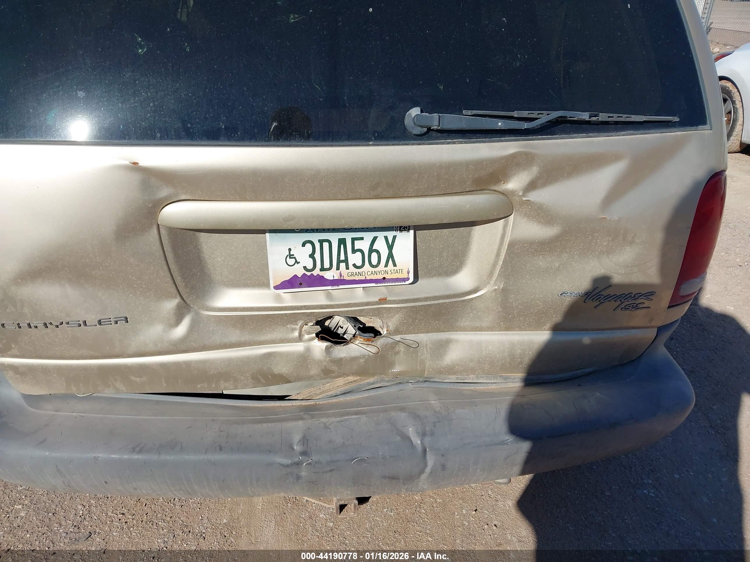 CHRYSLER GRAND image 6