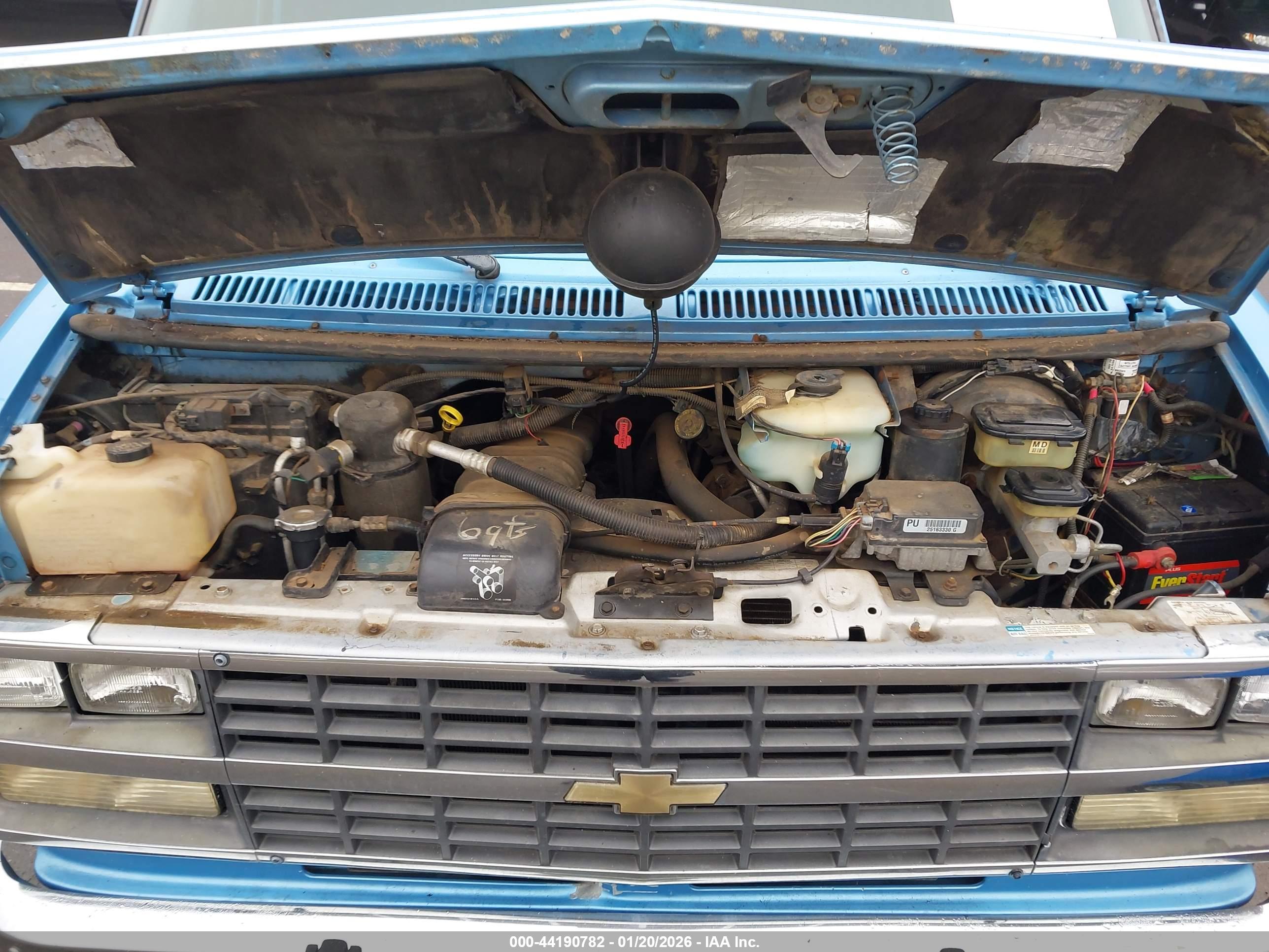 CHEVROLET G20 image 10